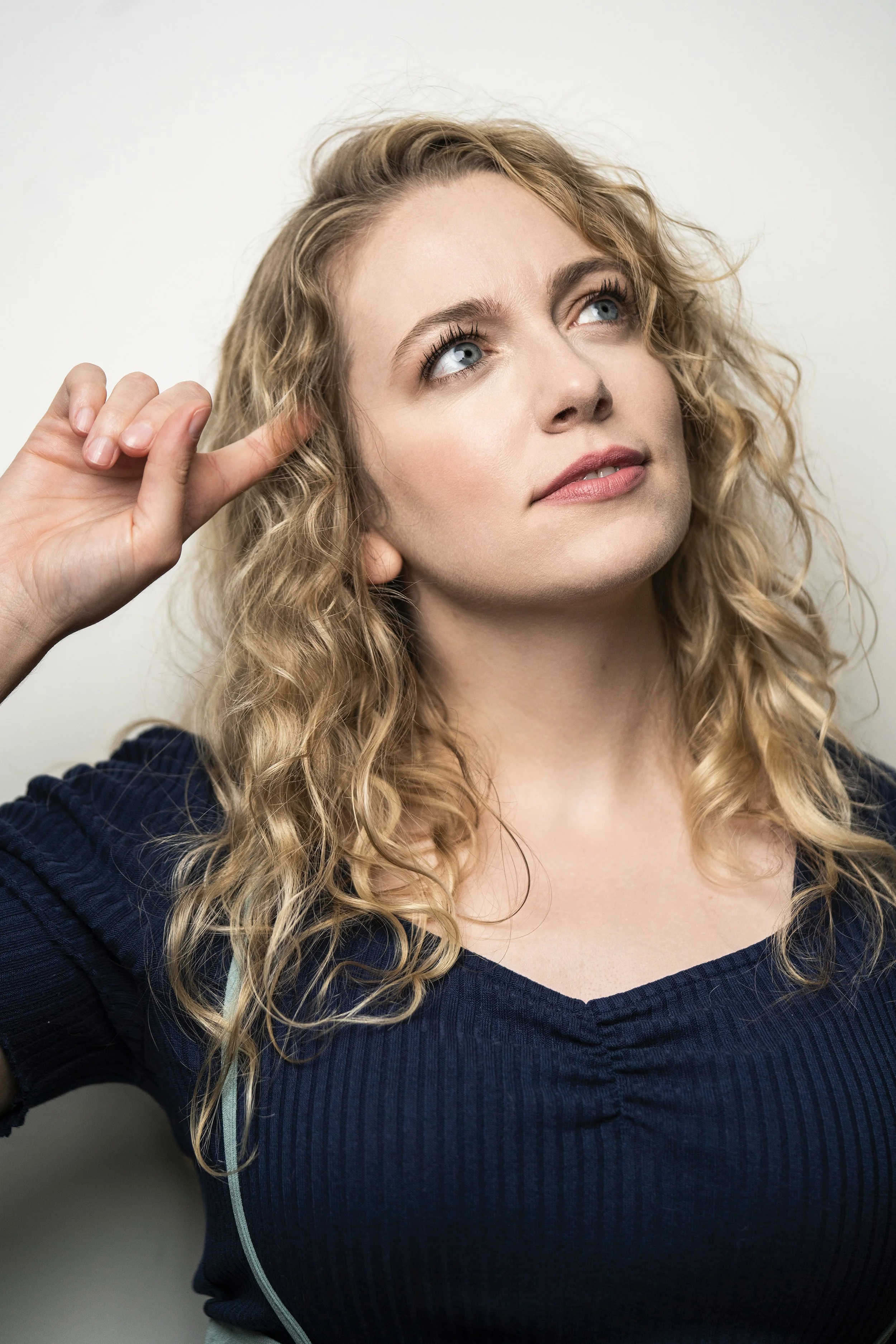 Sara Lynn Holbrook Headshot IMG_1720.JPG