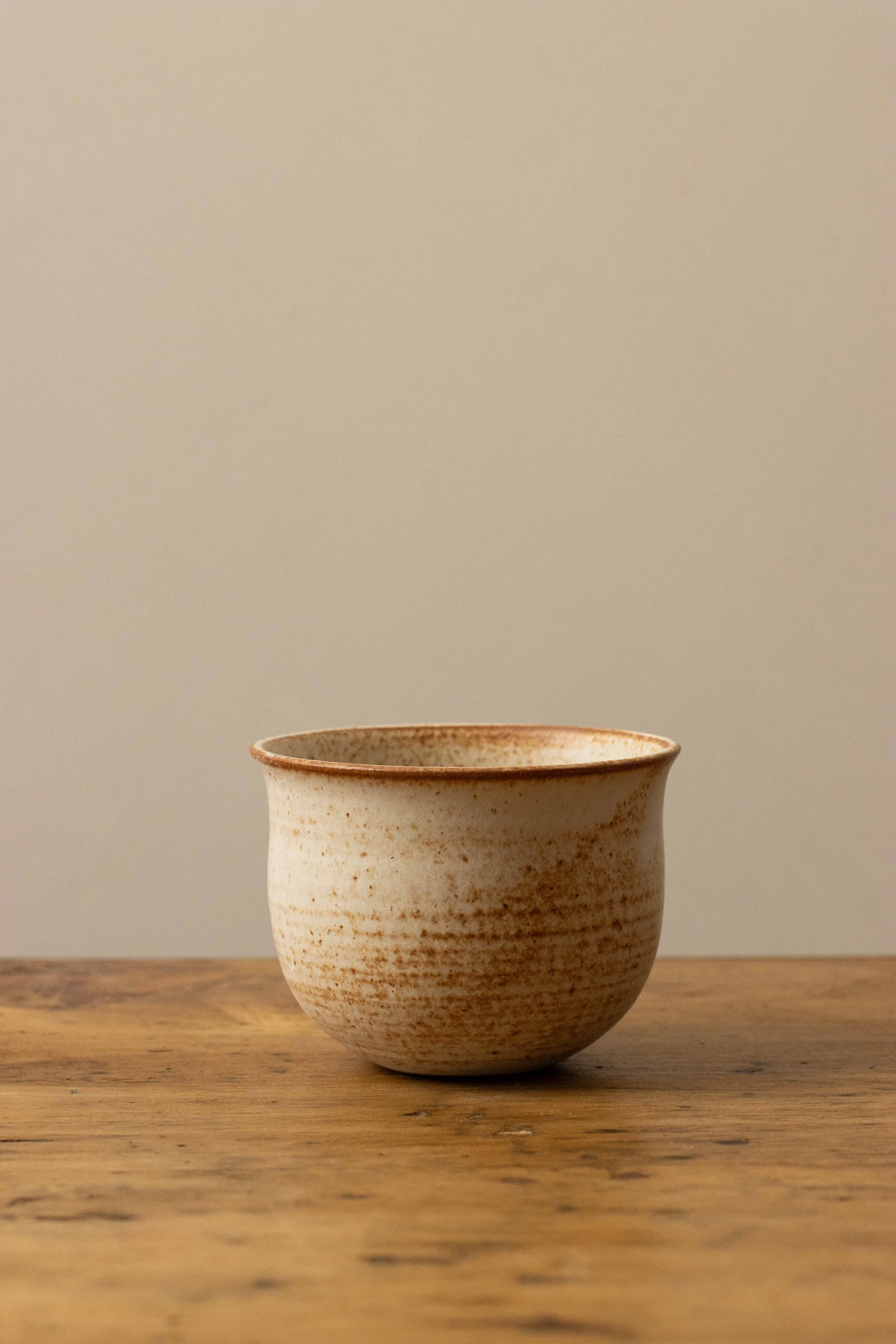 Tea cup in cinnamon