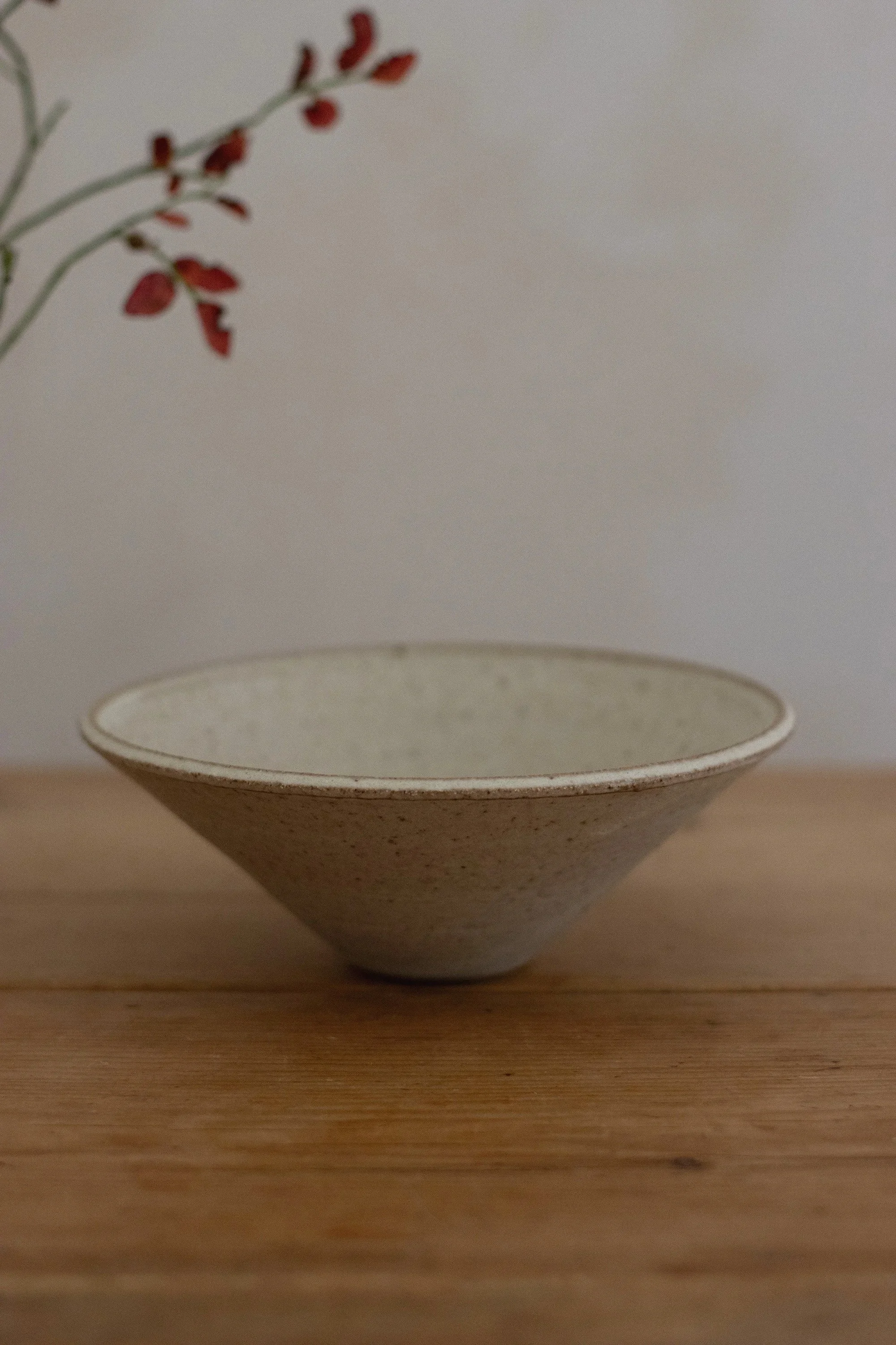Angled bowl in stone