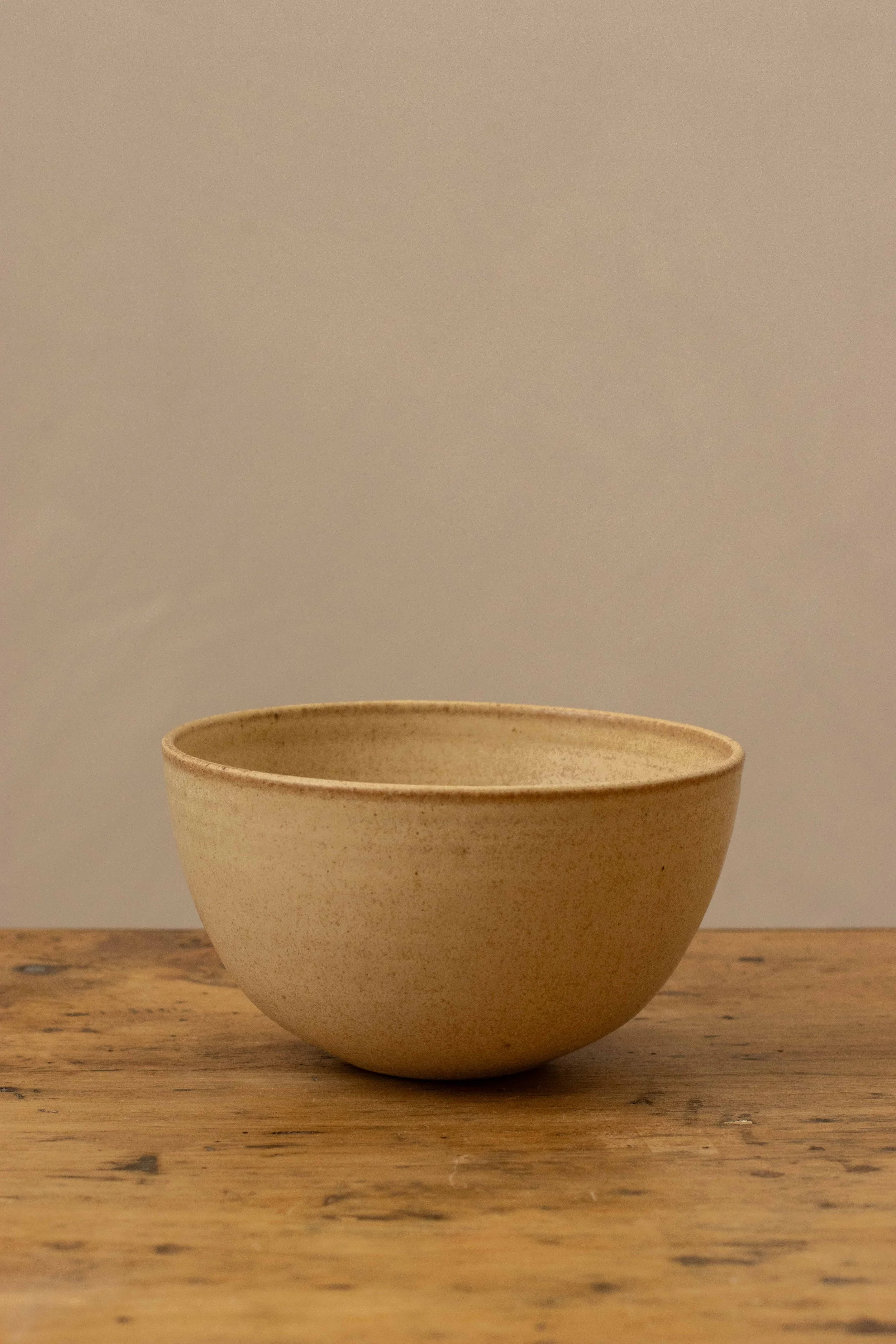 Rounded bowl in hay