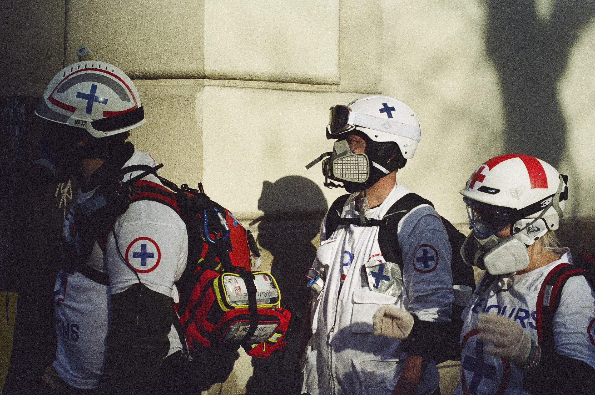 gilets jaunes LR insta-4.jpg