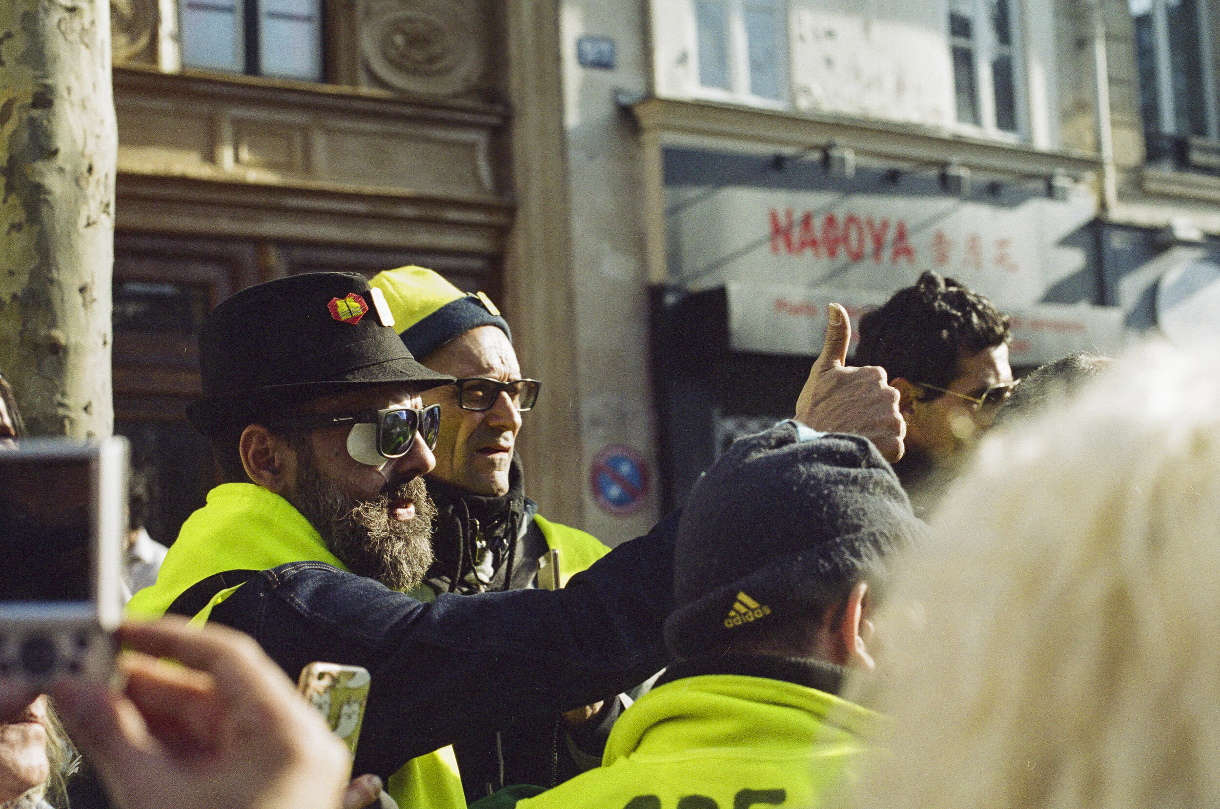 gilets jaunes LR insta-8.jpg
