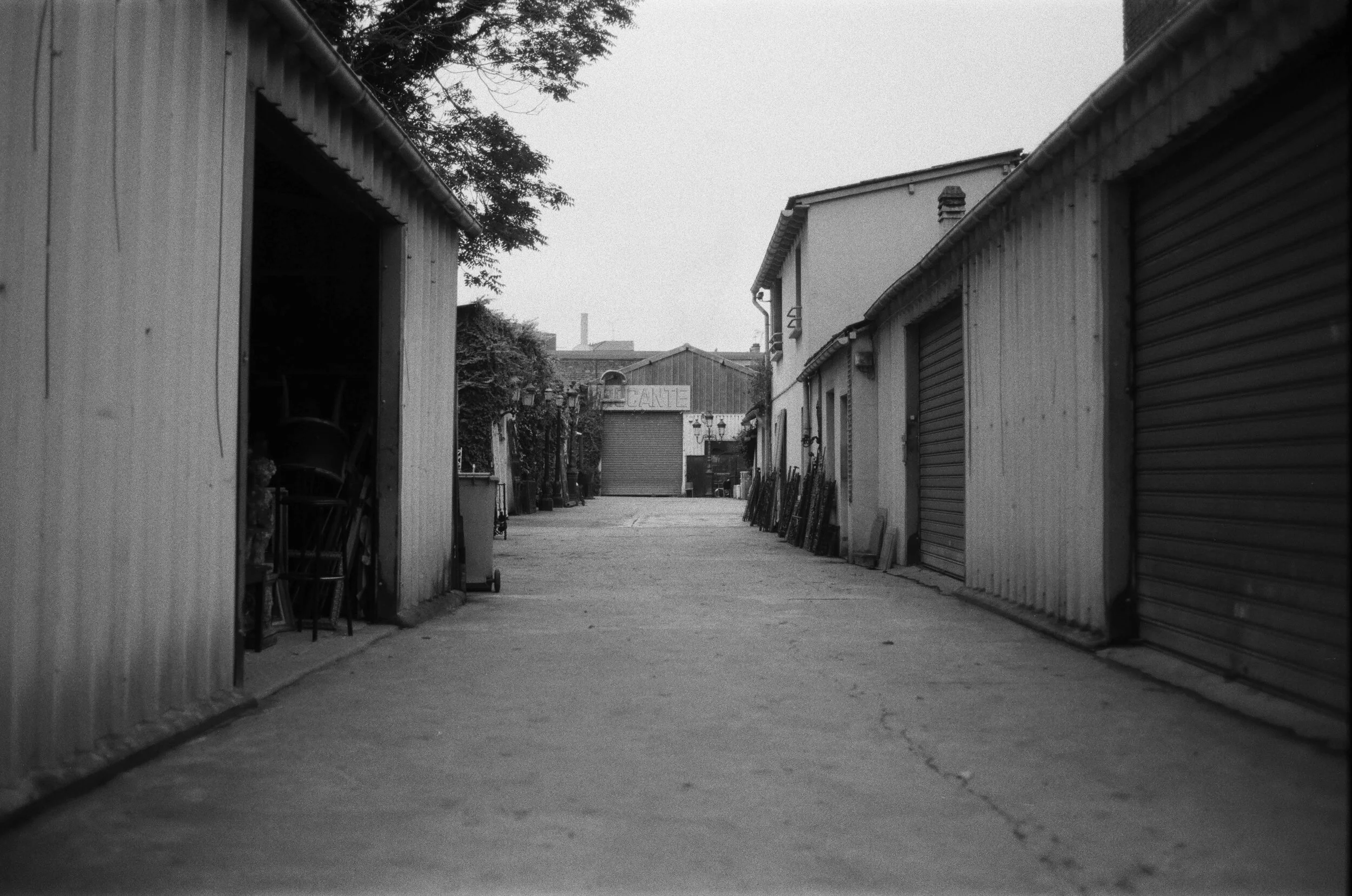 Comme un lundi @ Puces de Paris Saint Ouen