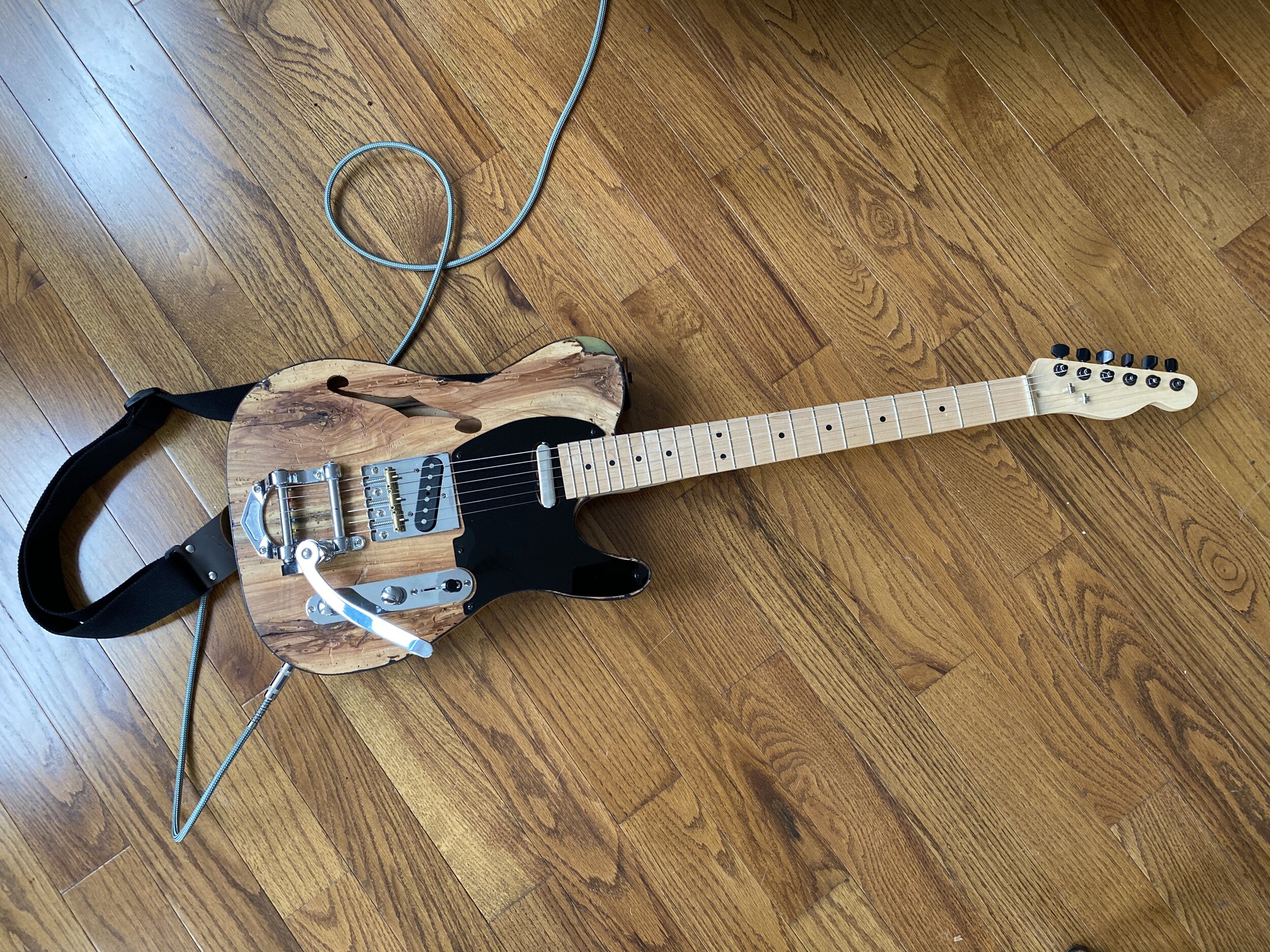 Strung, plugged in ▸