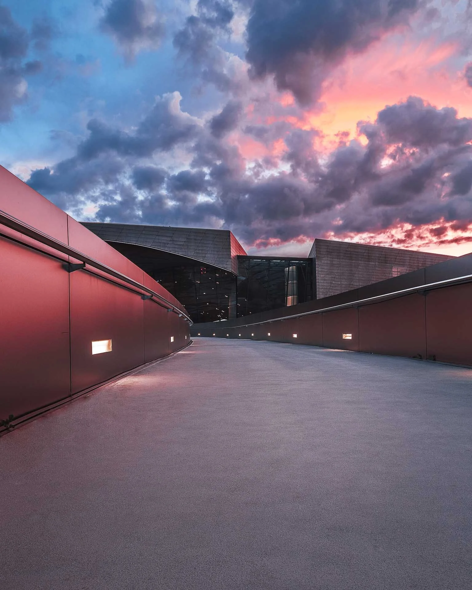 BMW_Welt_4000 x 5000_DSC8743-Edit.jpg