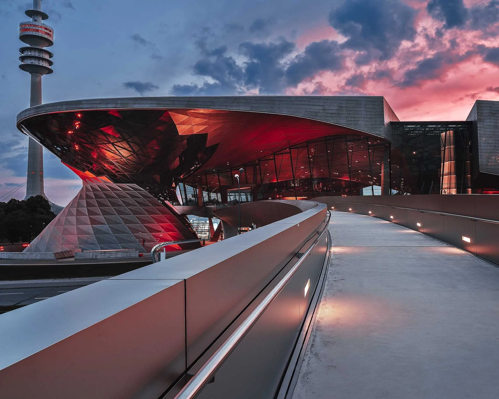 BMW_Welt_5000 x 4000_DSC8760-Edit.jpg