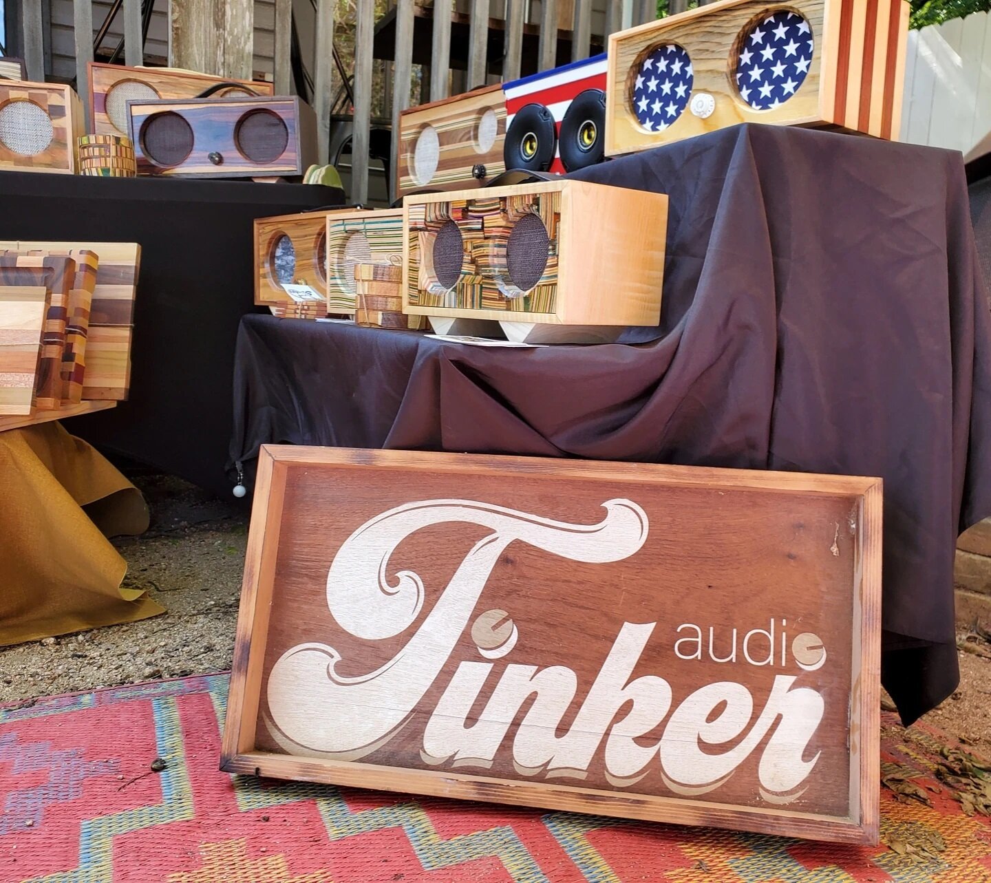 All set up for another market with @austinmakerscollective at @tomsaustin. If your in the south congress area, come check it out. Lots of cool and unique vendors here for all your needs. #tinkeraudio #custom #bluetooth #speaker #handmade #wood #uniqu