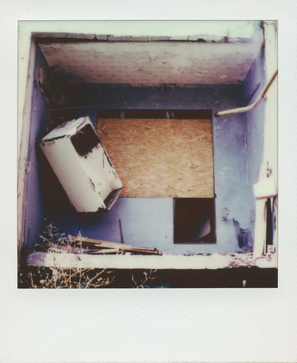 so-it-goes-polaroids-tomasz-kudaszewicz-22.jpg