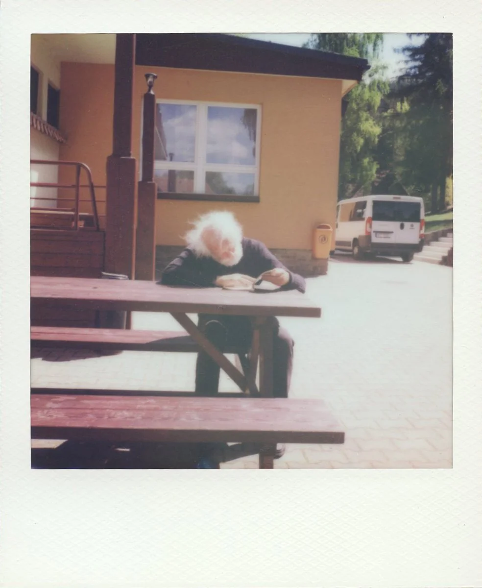 so-it-goes-polaroids-tomasz-kudaszewicz-40.jpg