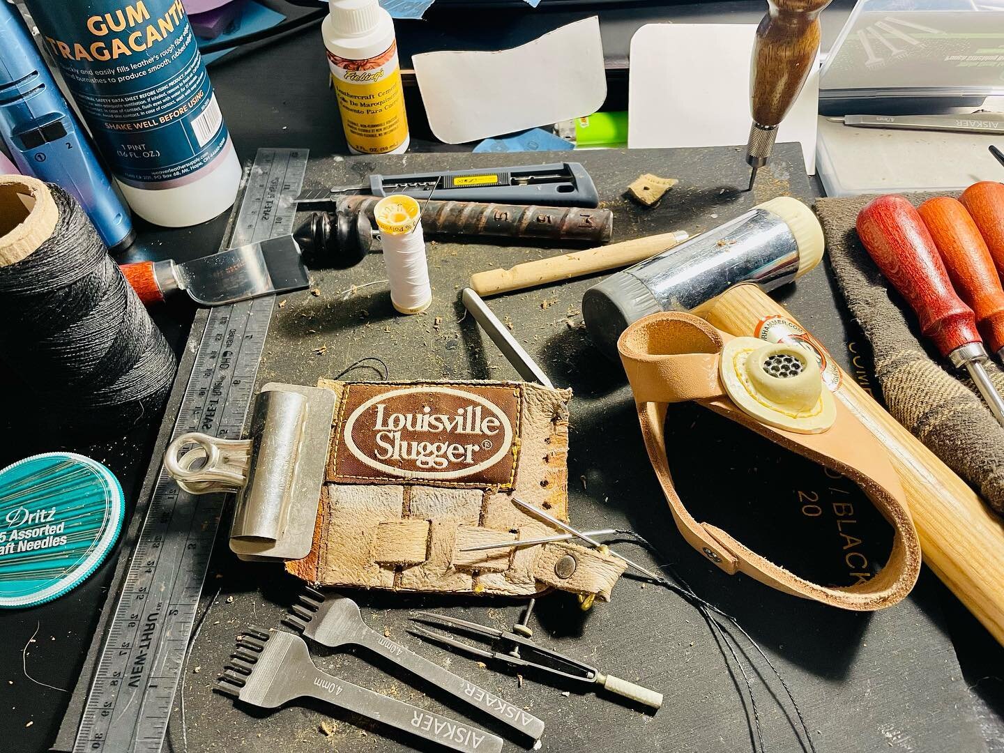 Ready to start stitching the Louisville Slugger baseball glove wallet, but I&rsquo;m constantly distracted by the puppy. #leatherwork #leatherworking #leatherwallet #baseballglovewallet #goldenretriever #goldenretrieversofinstagram #leathercommission