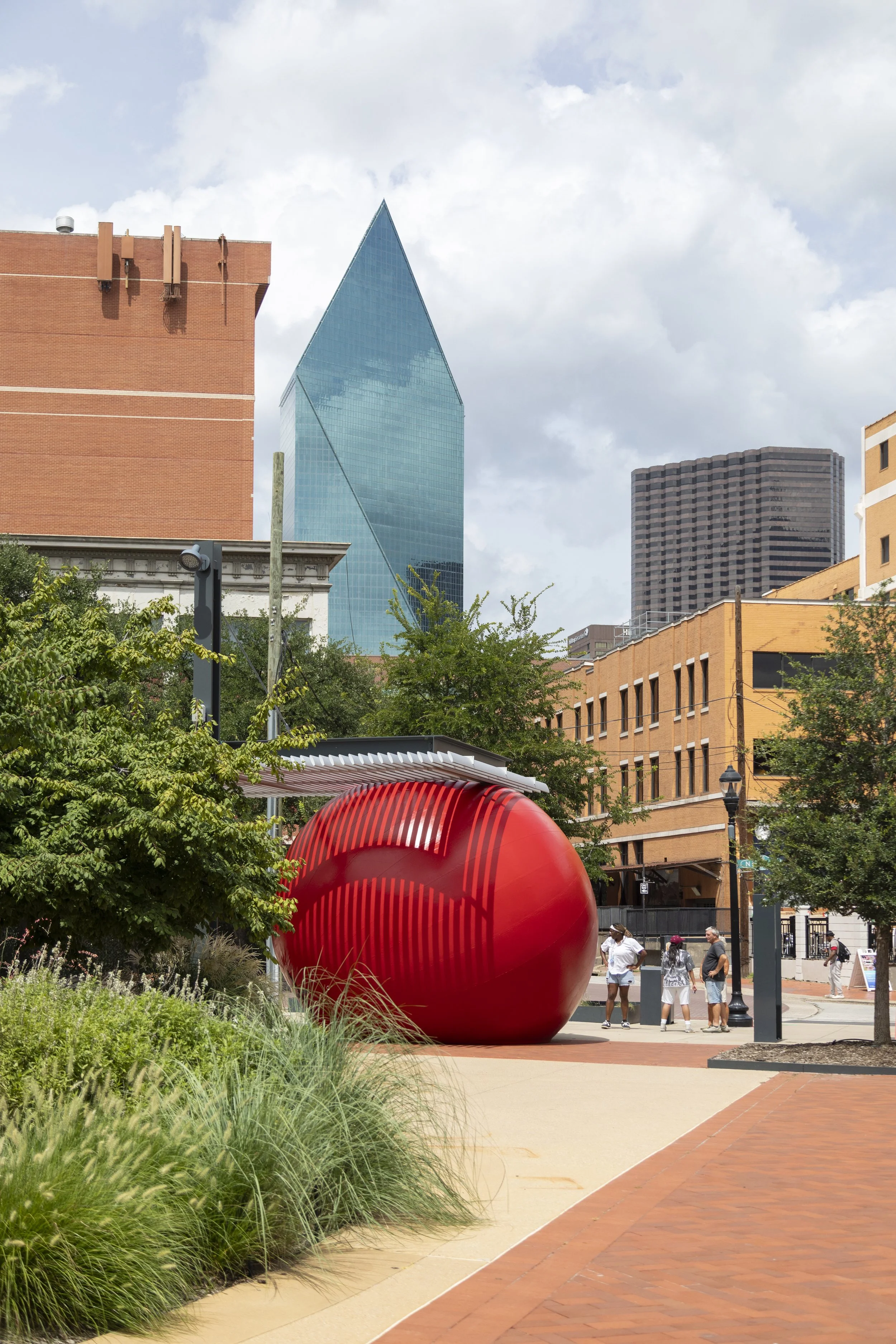 redball-West-End-kurt-perschke-photographer-80.jpg
