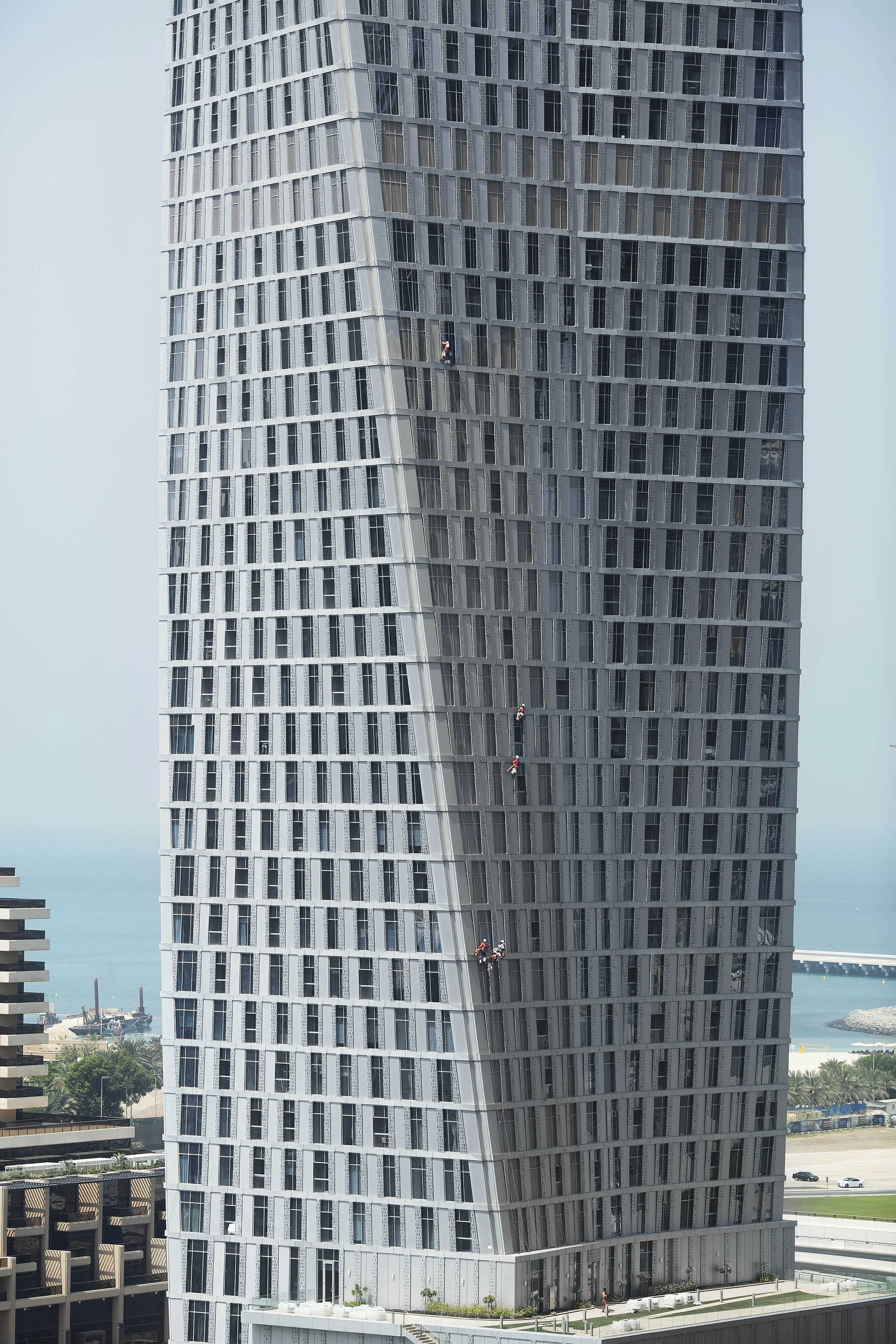 Cayan Tower Dubai Marina Ruksana Hussain SS2.jpg
