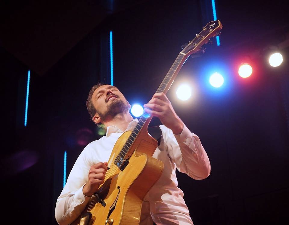 Mateusz Pulawski - Guitar