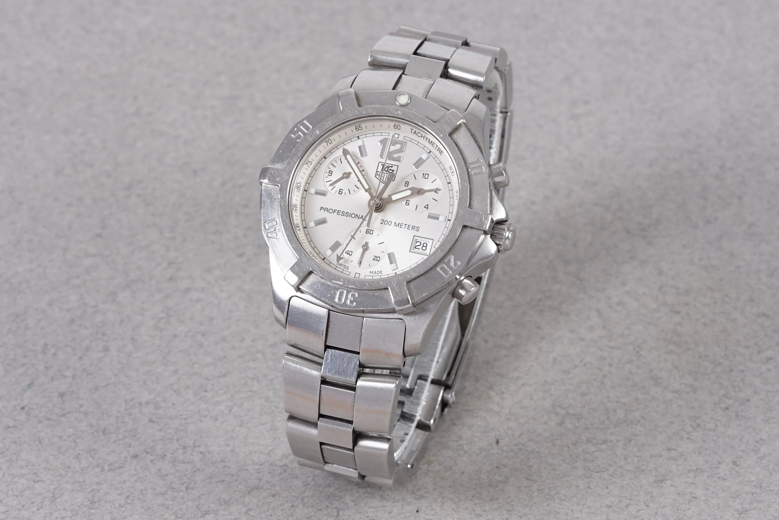 TAG HEUER EXCLUSIVE PROFESSIONAL 200 REF. CN1111