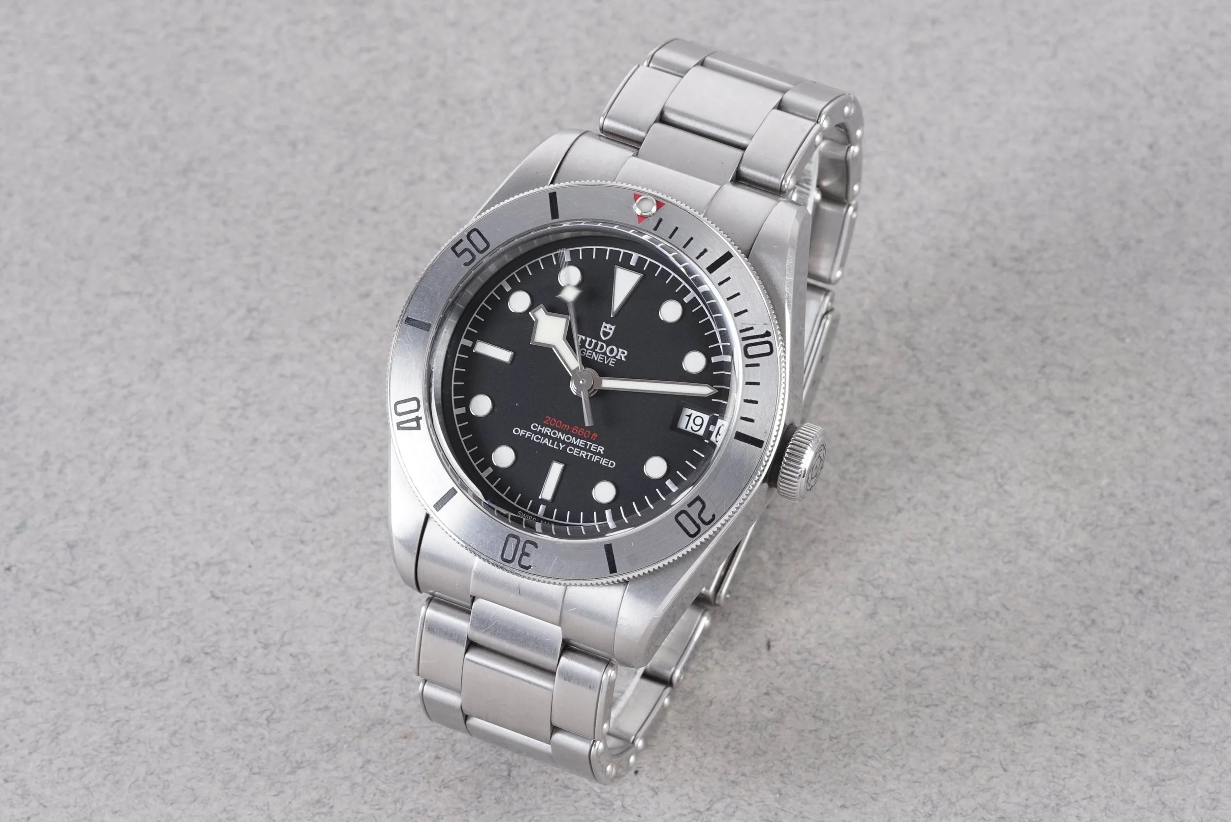 TUDOR HERITAGE BLACK BAY W/ BOX & GUARANTEE PAPERS REF. 79730 CIRCA 2019