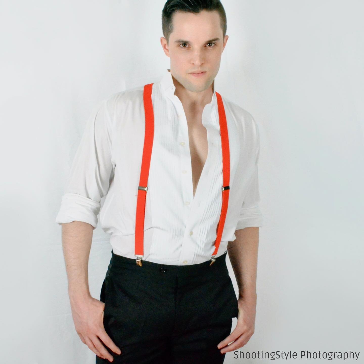 Doing my part to bring suspenders back into the mainstream. 

Fun throwback to a photoshoot I did with @shootinginstyle !

#model #modeling #photoshoot #gay #gayboy #instagay