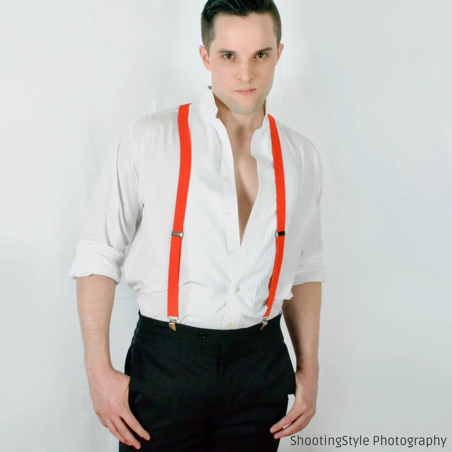 Doing my part to bring suspenders back into the mainstream. 

Fun throwback to a photoshoot I did with @shootinginstyle !

#model #modeling #photoshoot #gay #gayboy #instagay