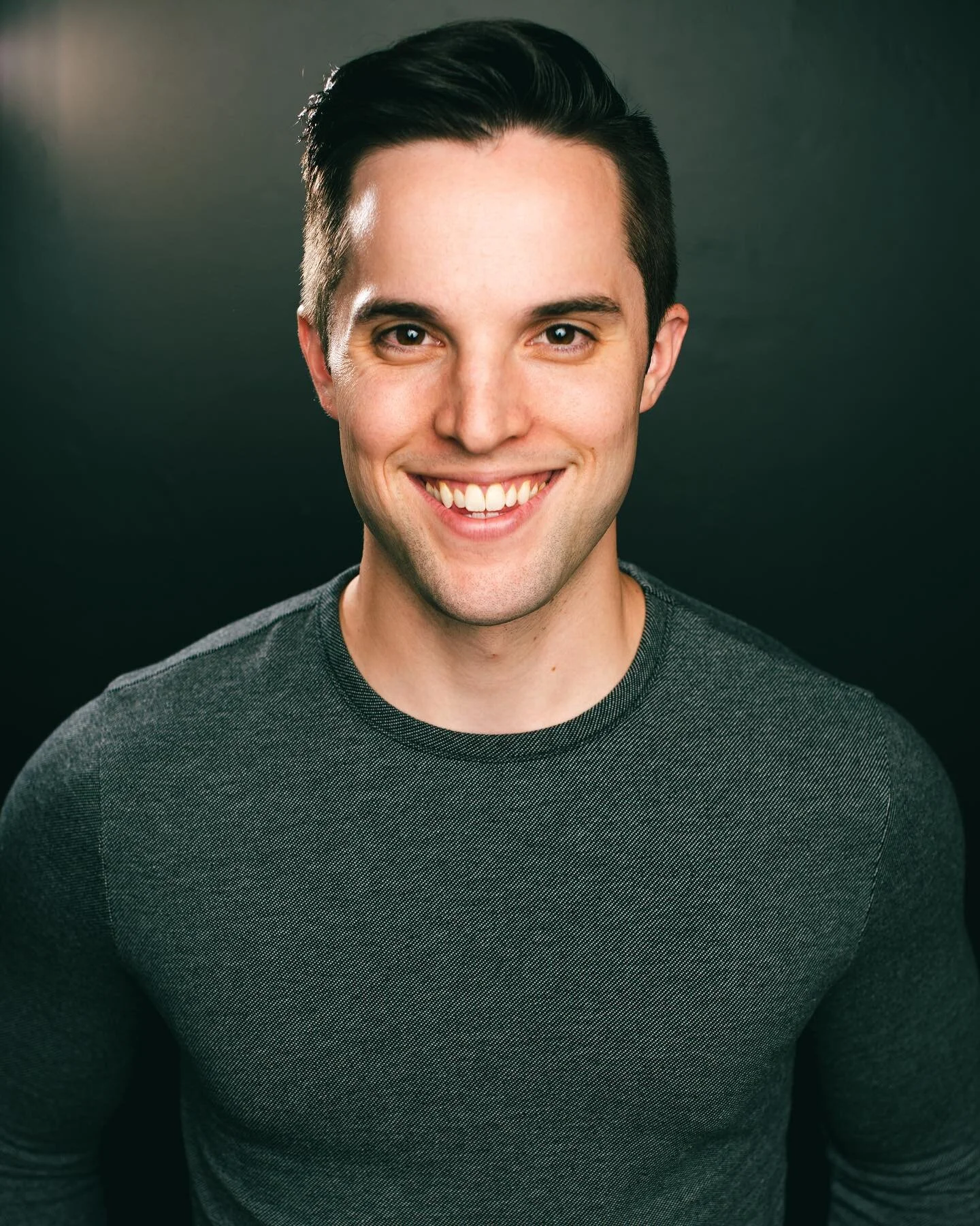 New face. Who dis.

Had a great time taking some headshots with @pepperfoxphoto in Salt Lake!!

#headshots #performer #model #musicaltheatre #opera #musical #singer #actor