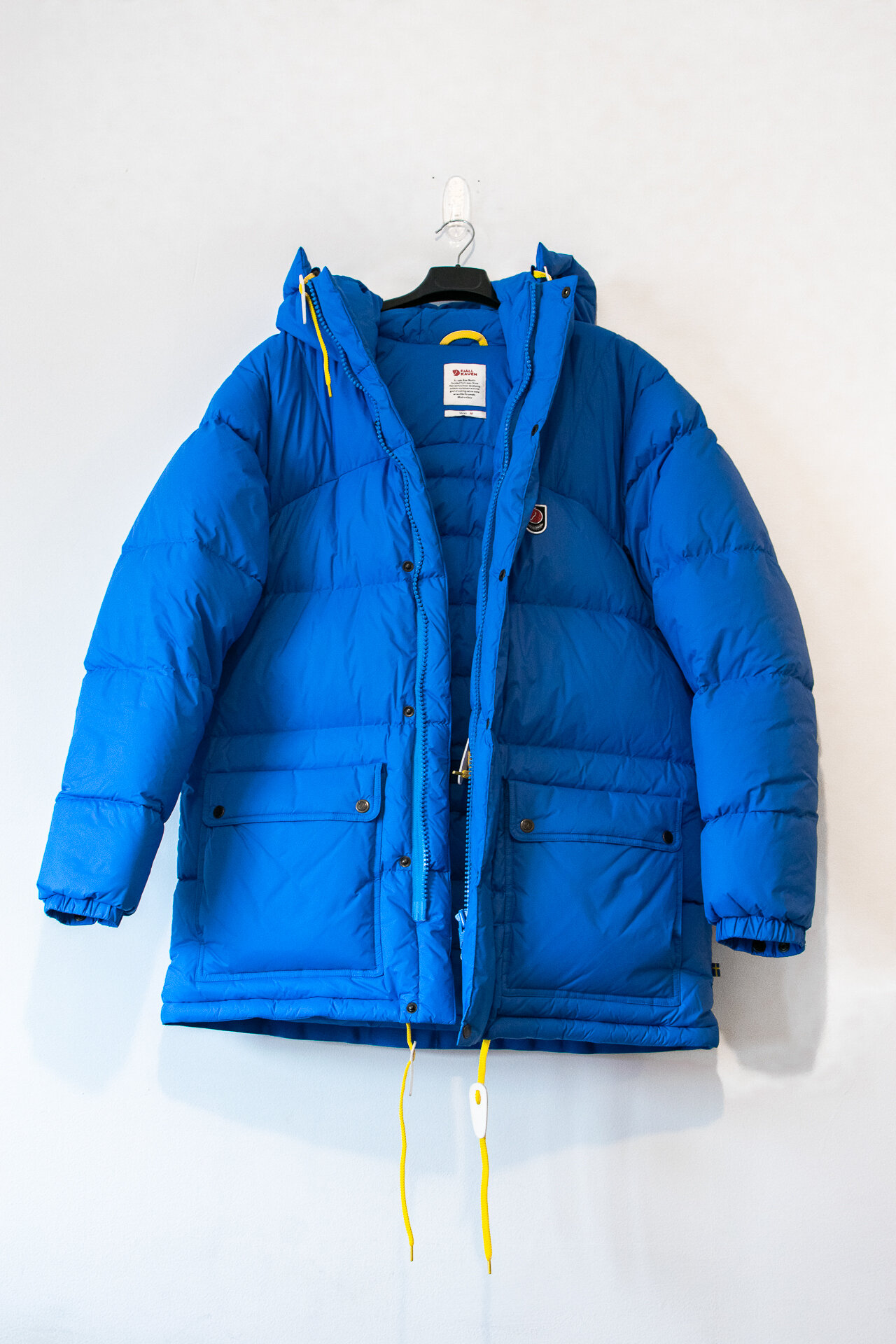 fjallraven-expedition-down-jacket-front-2.jpg