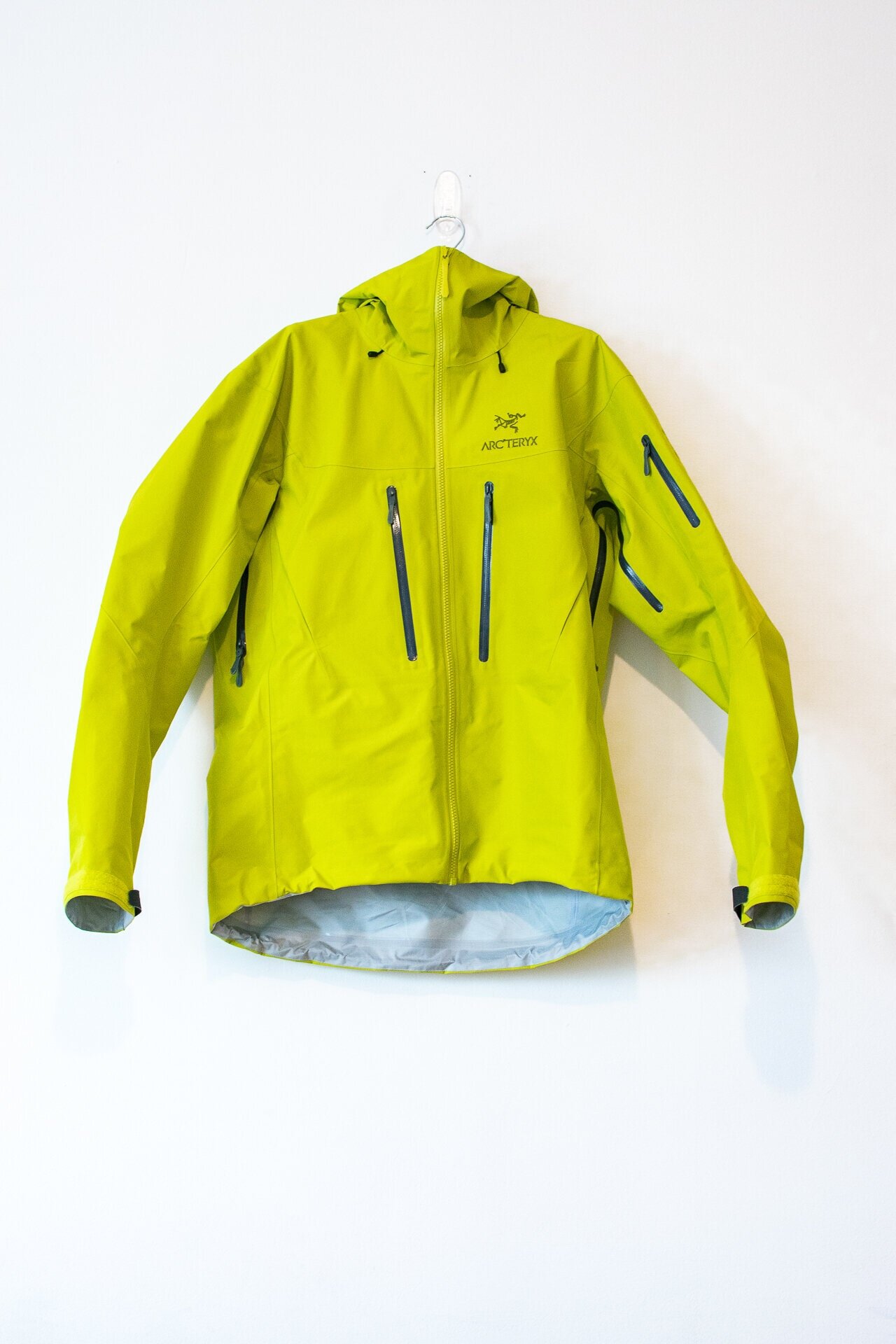 Arc'teryx Alpha SV Jacket Review