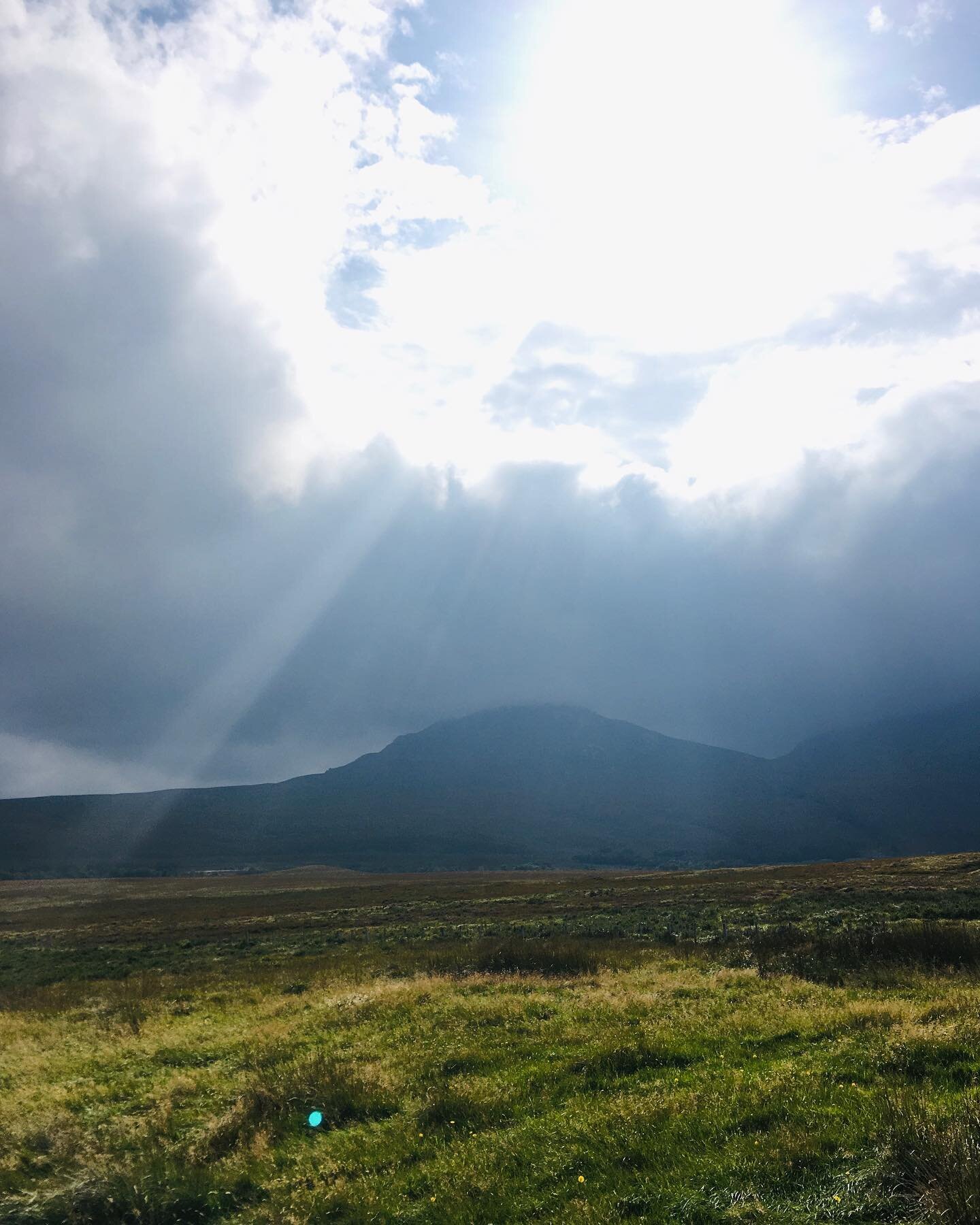 Morning walk. @kyle.scot Northern Scotland highlands . #refresh #inspiration #nature #natureswonders #kylehouse #scotlandhighlands