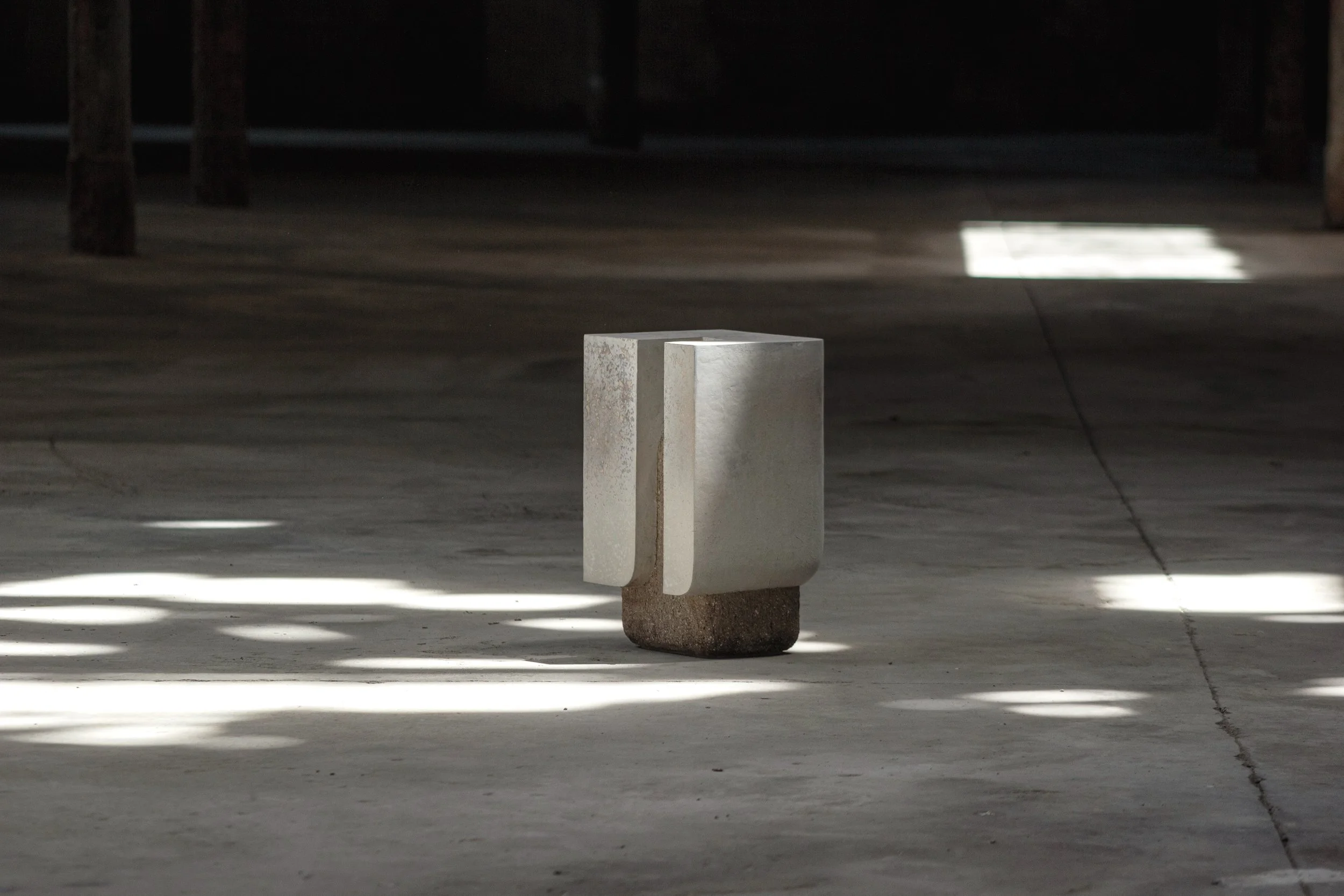 Ancora Stoneware sculpture by Marek Cwiek, emerging from a wabi-sabi reinterpretation of Ancient Roman and Greek architecture, blending classical form and contemporary sculpture.
