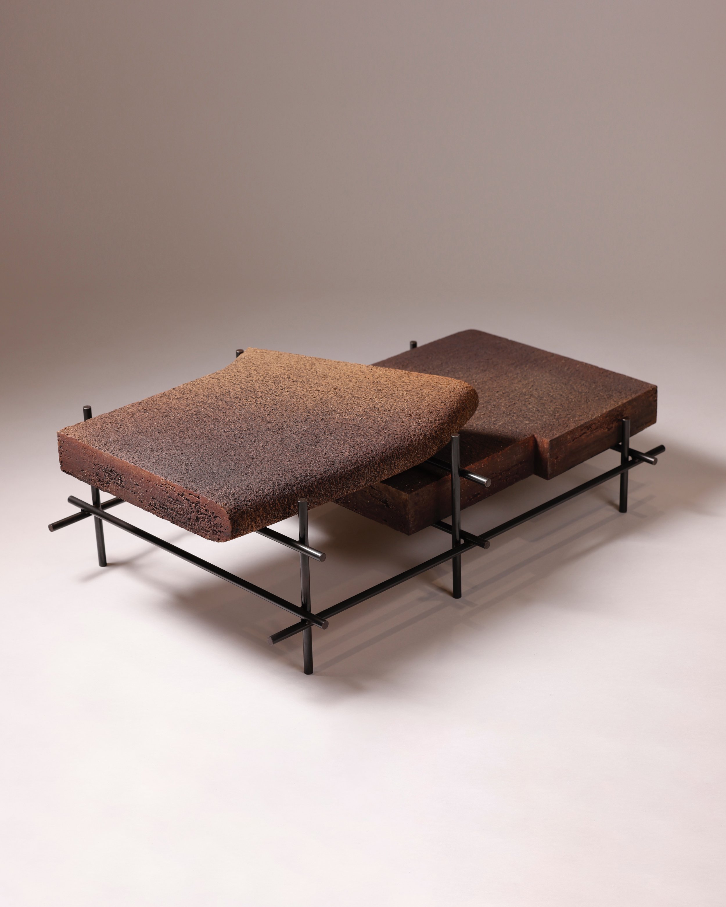 Divergent Motions, Coffe Table by Marek Cwiek. Sculptures and Collectible Design Works