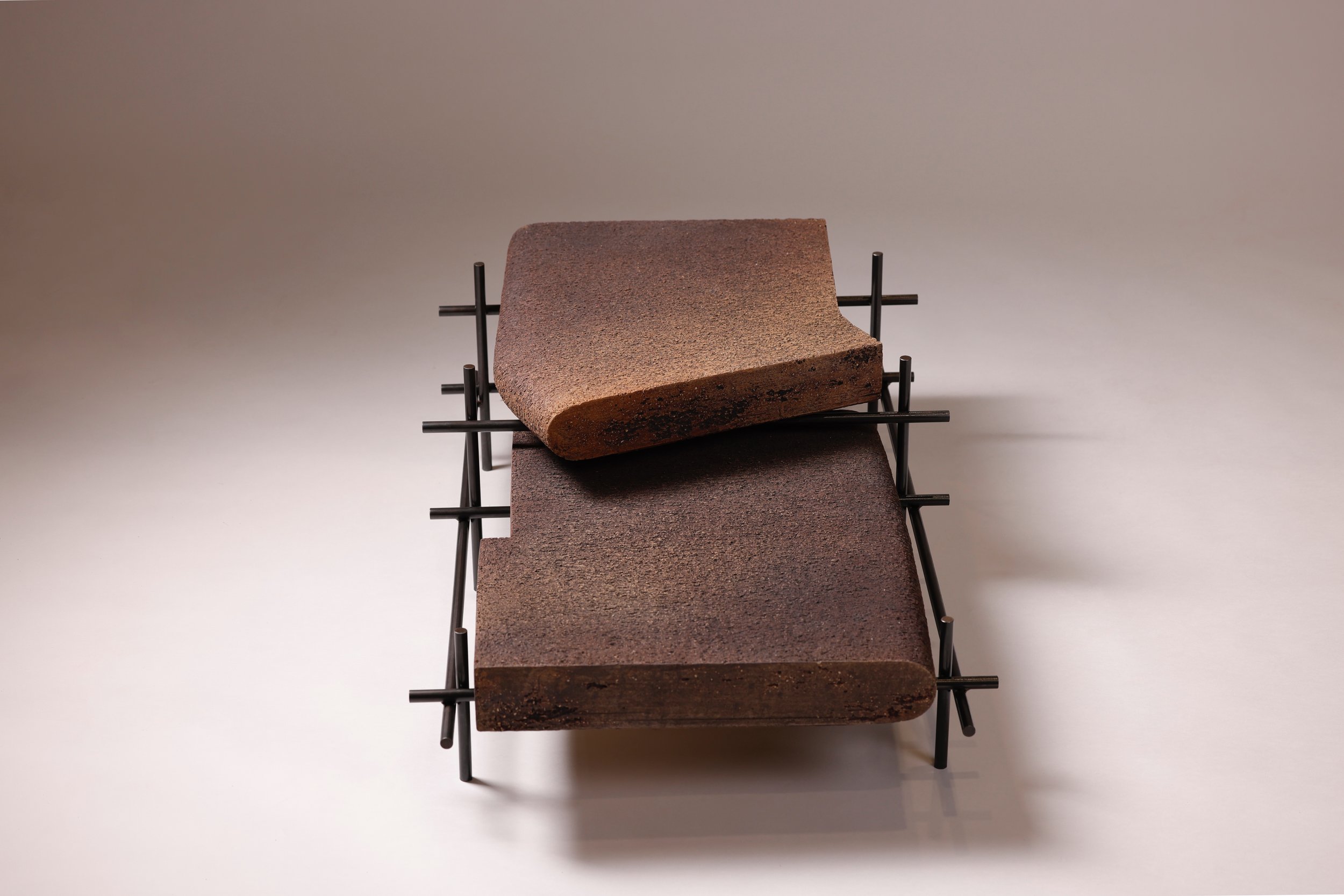 Divergent Motions, Coffe Table by Marek Cwiek. Sculptures and Collectible Design Works