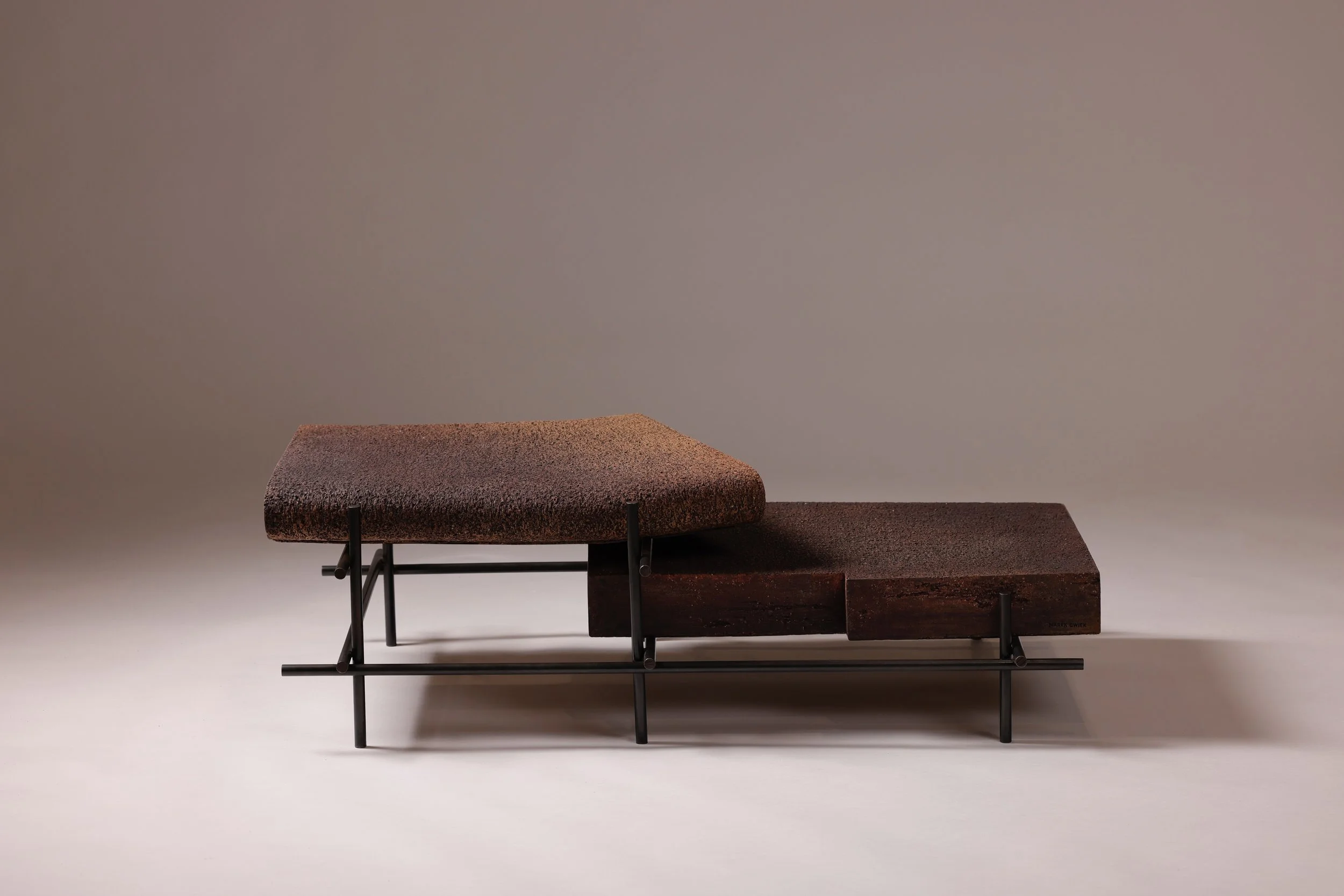 Divergent Motions, Coffe Table by Marek Cwiek. Sculptures and Collectible Design Works
