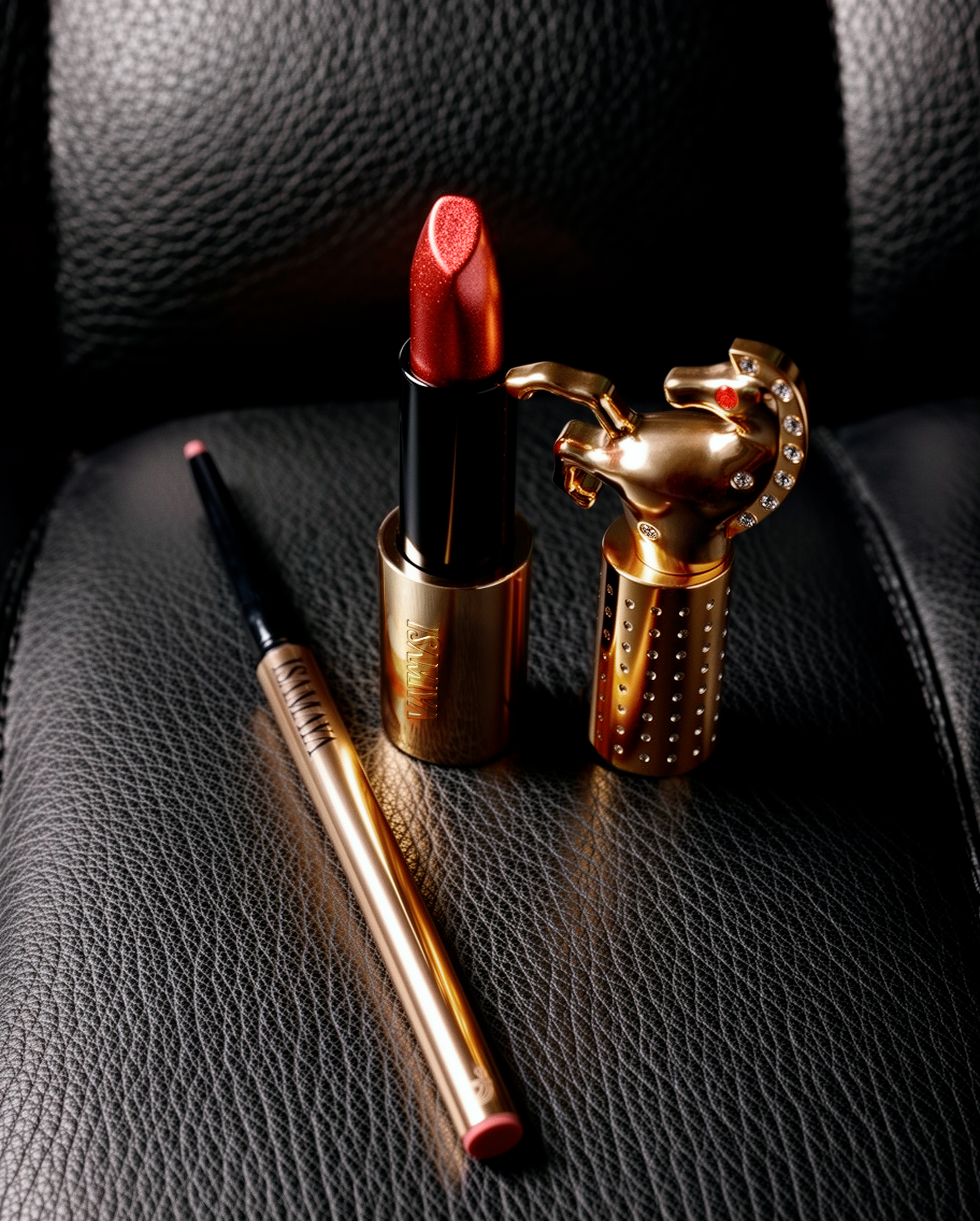 102080_VDAY_shot4_02 1.png