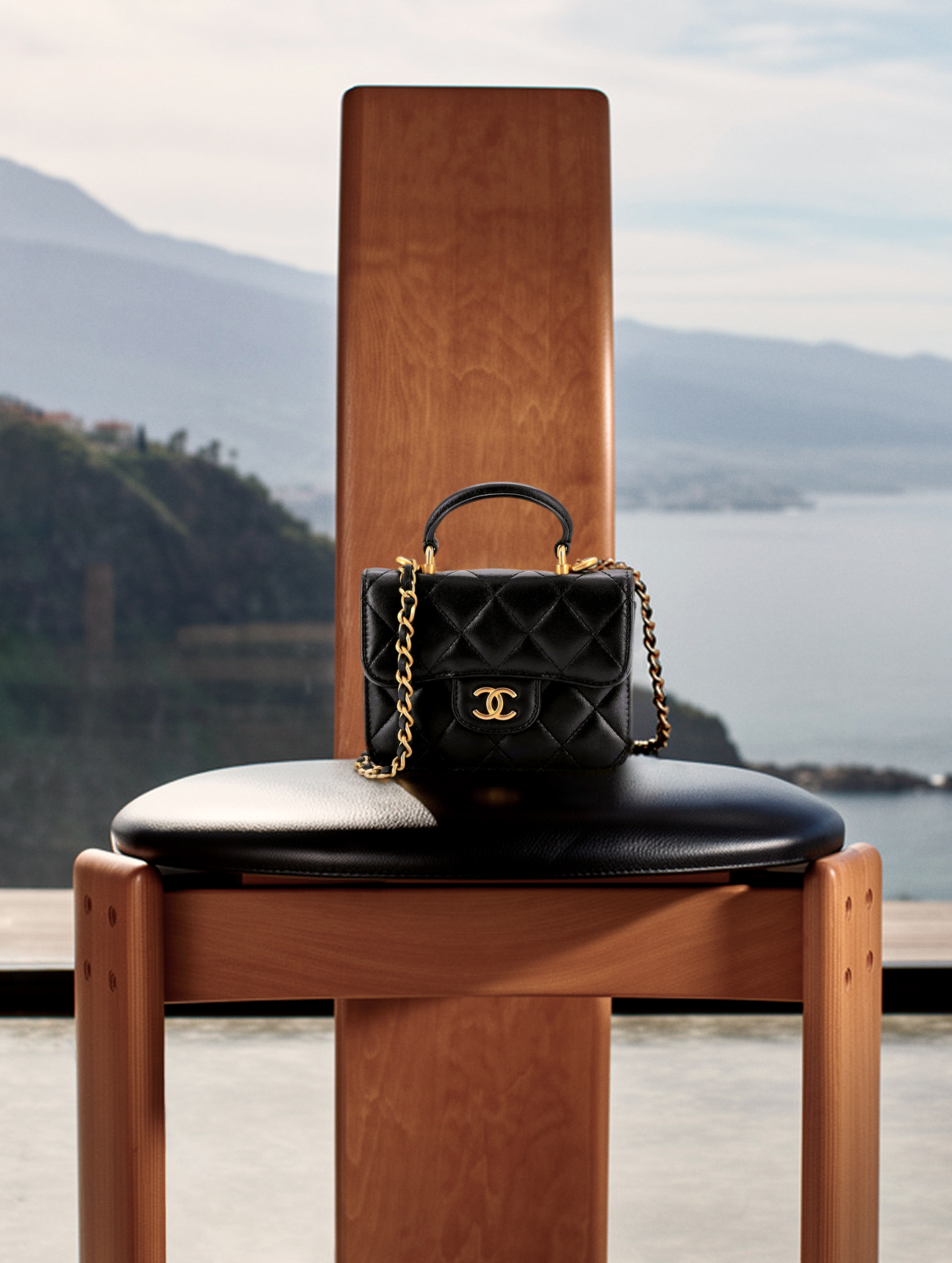 102080_VDAY_shot7_08 1.png