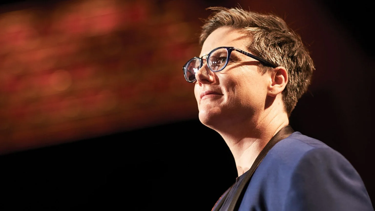 'Awards Chatter' Podcast — Hannah Gadsby ('Douglas')