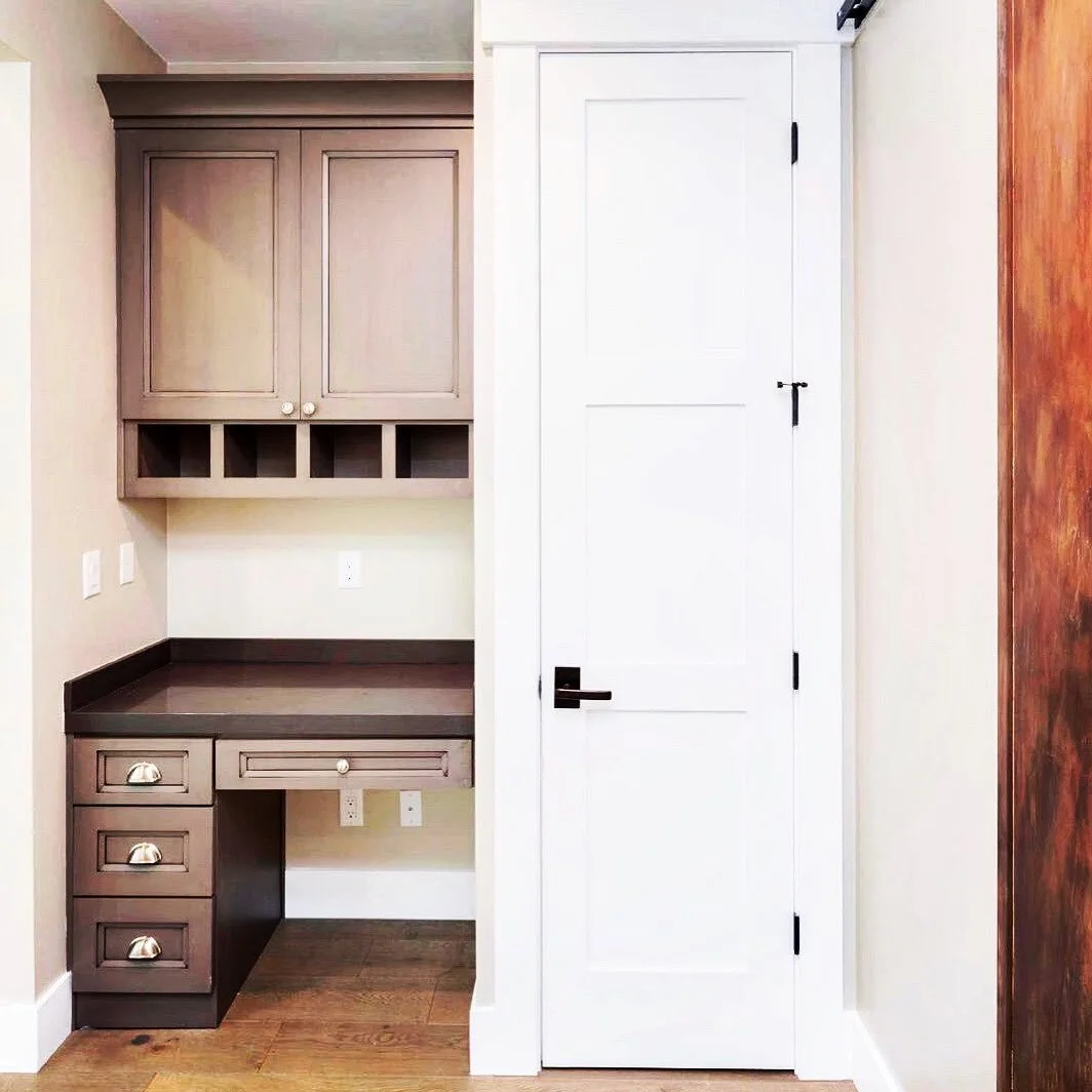 It&rsquo;s Monday morning, the start of another work week. And in this work-from-home, study-from-home reality, we find that creativity and flexibility are all the rage. 
✨
Regardless of what space constraints you have, we&rsquo;ve found a way to car