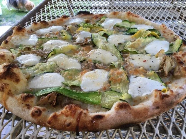 Zuchinni+Artichoke+Heart+Pizza.JPG