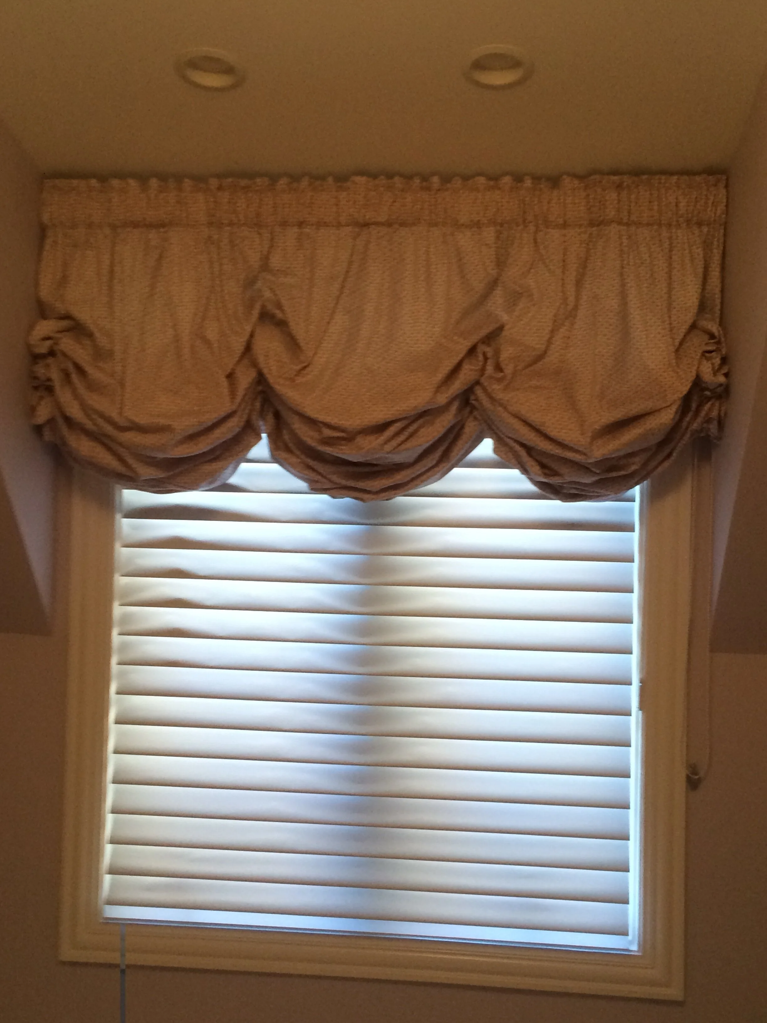 Balloon valance over 2" Wood blinds