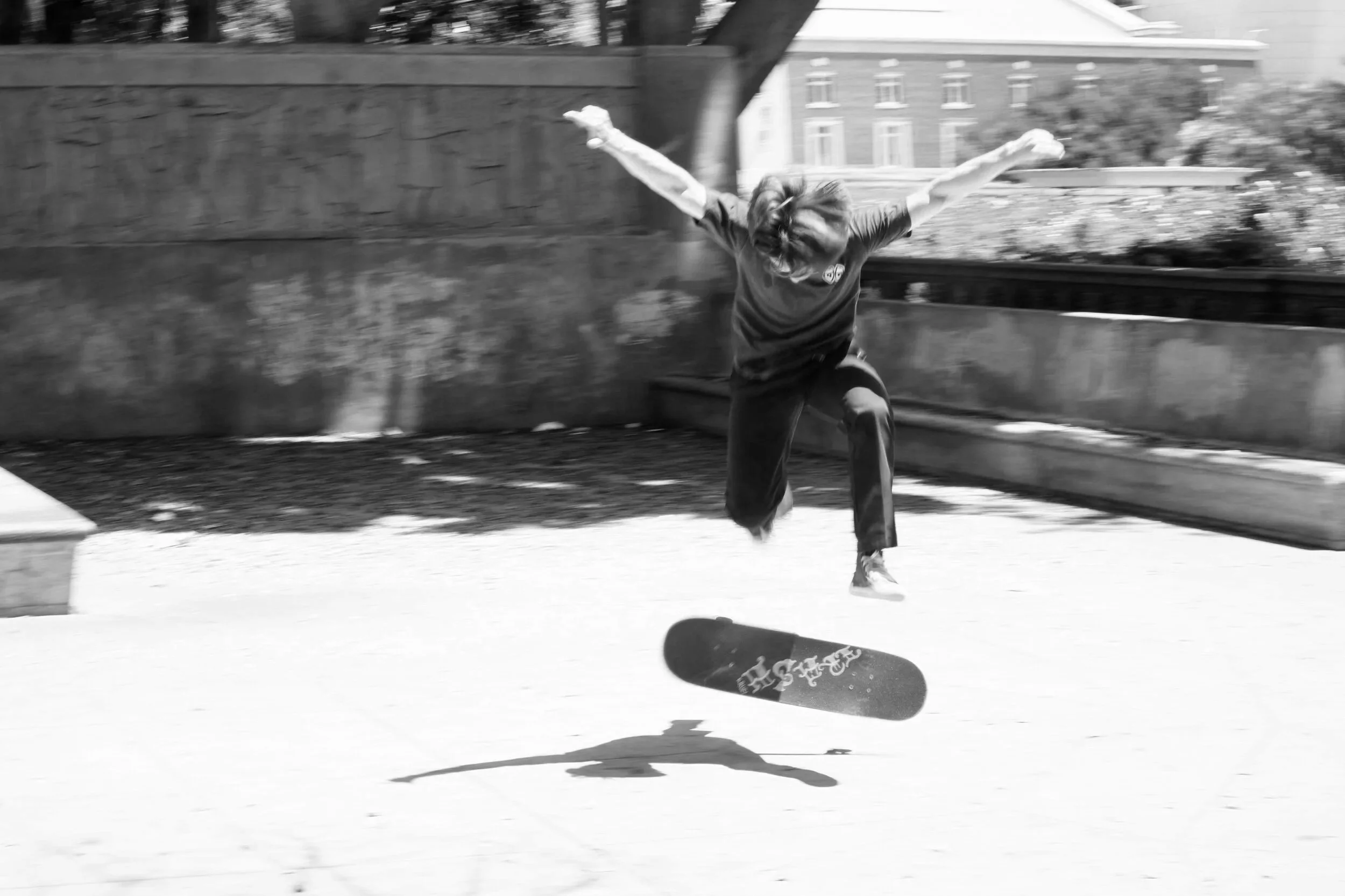 Students participating in Sidewalk School field-based photography workshop,