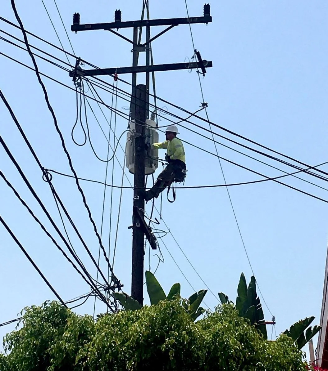 BELOW THE LINE 6.jpg