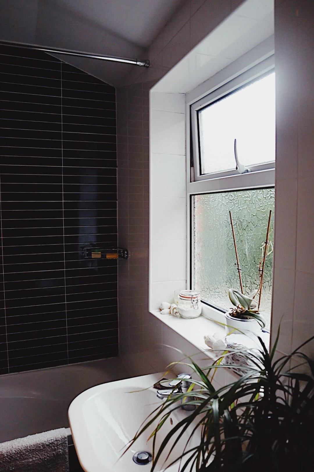 Zero Waste, Low Impact Bathroom Cleaning.