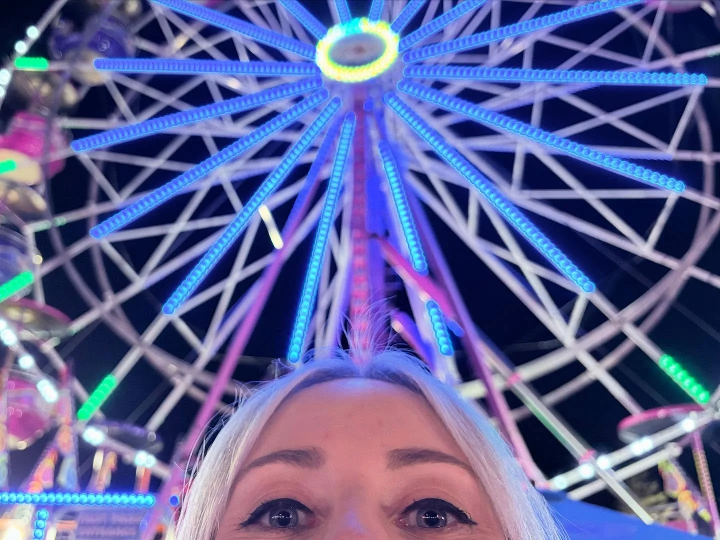 Been a nice couple days :) Thanks pals in Hays and Lethbridge for coming to hang and listen to our songs!