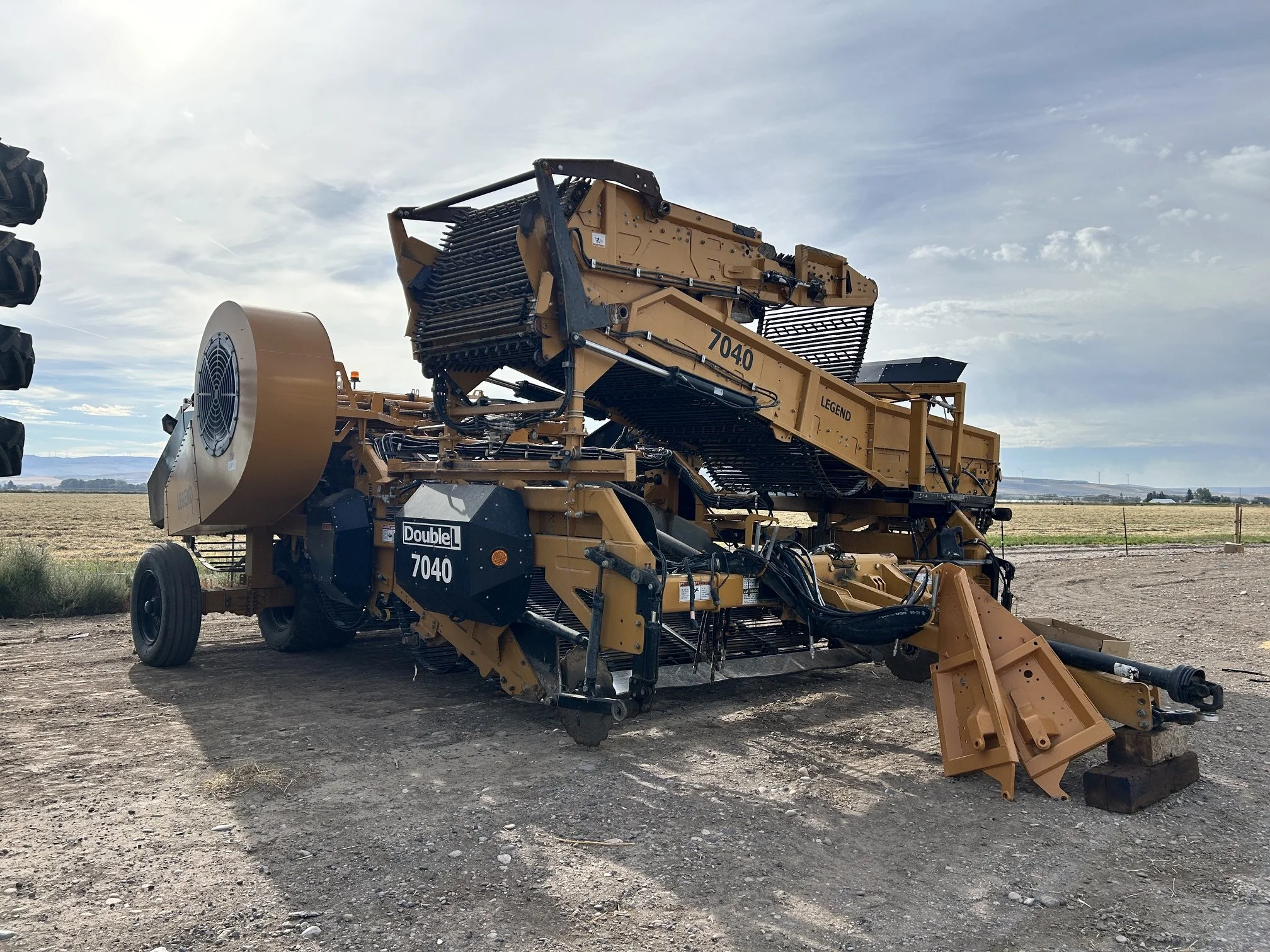 2022 Double L 7040 Potato Harvester