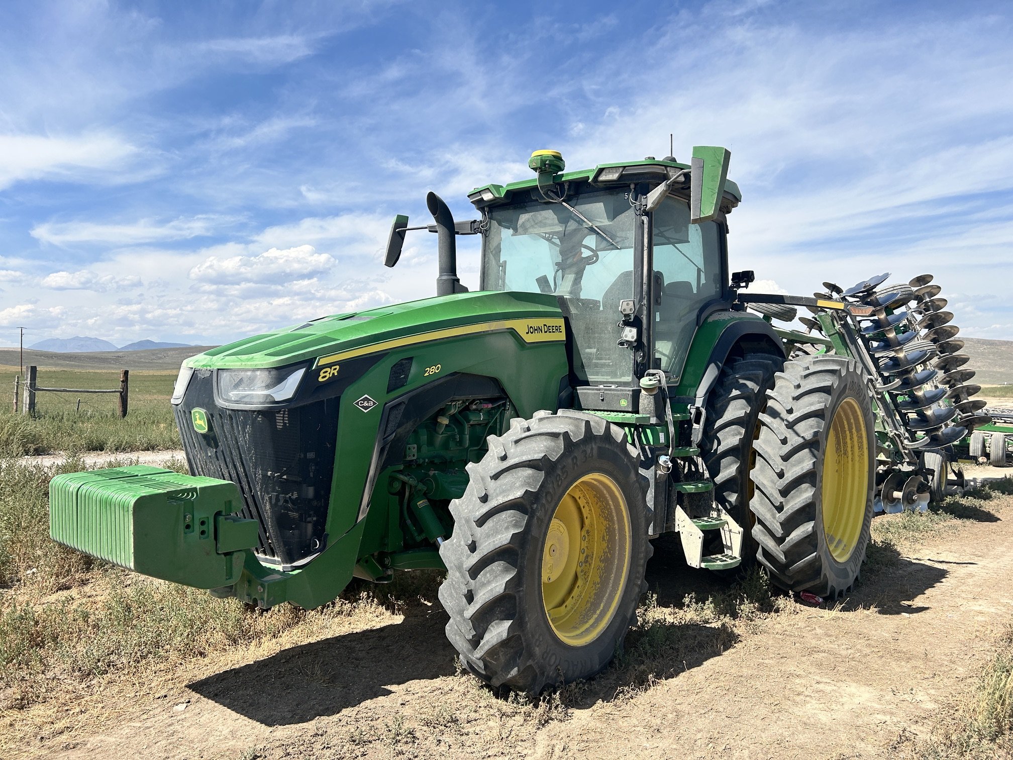 2022 John Deere 8R 280 IVT Tractor