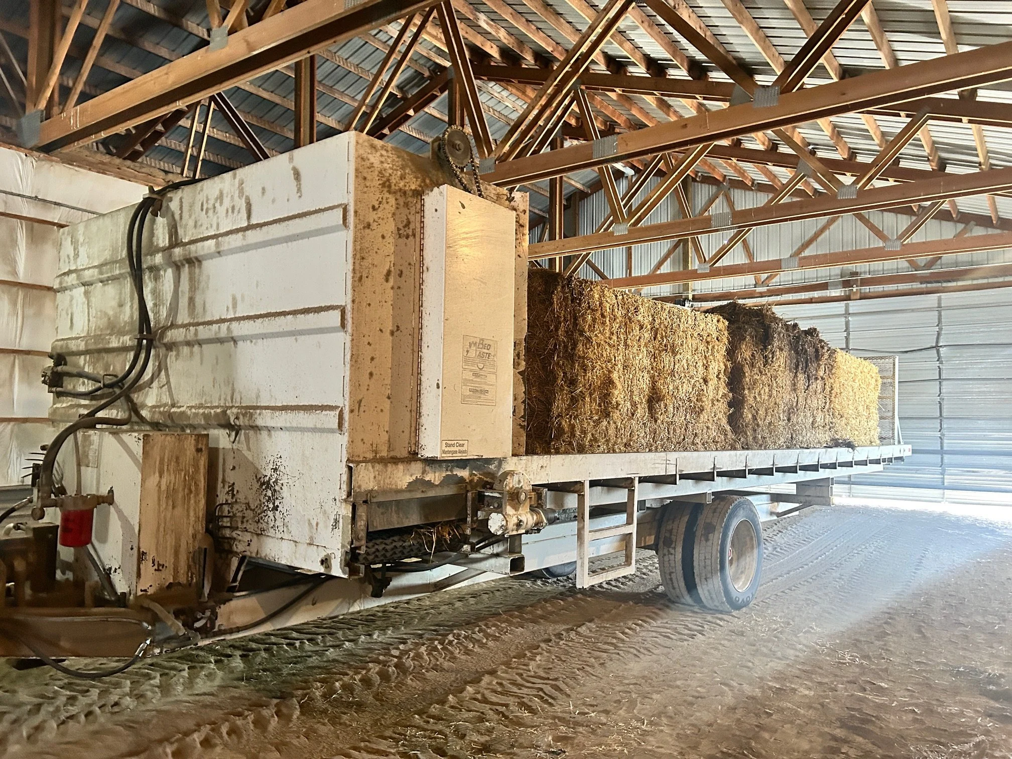 Bed Master 6 Bale Feeder