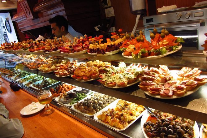 Tapa's.jpg