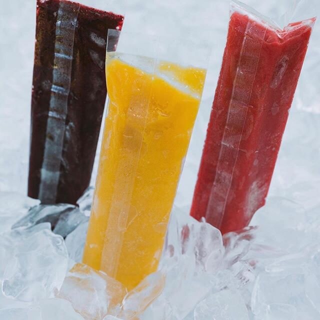 You can now order BROTHPOPS from @grassrootstulsa for FREE DELIVERY to your door! 🙌🏻🙌🏻🙌🏻
&bull; &bull; &bull;
#repost ・・・
SUMMER SNACK RELEASE//
&bull;
We&rsquo;ve stocked a lineup of cool summer treats for you and the neighborhood kids to keep