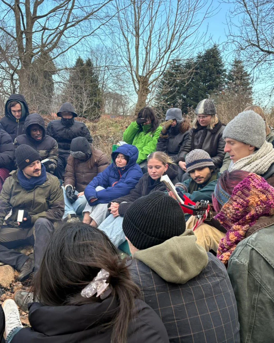 De to f&oslash;rste h&oslash;jskoleuger er g&aring;et hurtigt, og vi kan allerede nu m&aelig;rke, at det nok skal blive et magisk for&aring;r 🫶✨ 

#l&oslash;gumklosterh&oslash;jskole #h&oslash;jskoleliv #h&oslash;jskole #h&oslash;jskolerne #sabbat&a
