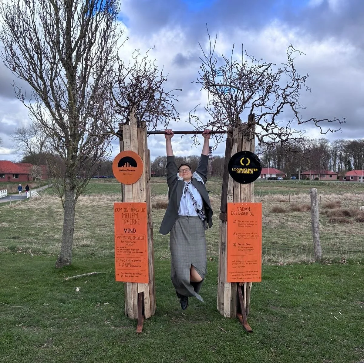 🎶🌲KOM OG H&AElig;NG UD MELLEM TR&AElig;ERNE 🌲🎶

Mellem Tr&aelig;erne Festival af Slotsengens Musik og L&oslash;gumkloster H&oslash;jskole har indg&aring;et et samarbejde, og nu har du og dine venner mulighed for at vinde billetter til Mellem Tr&a