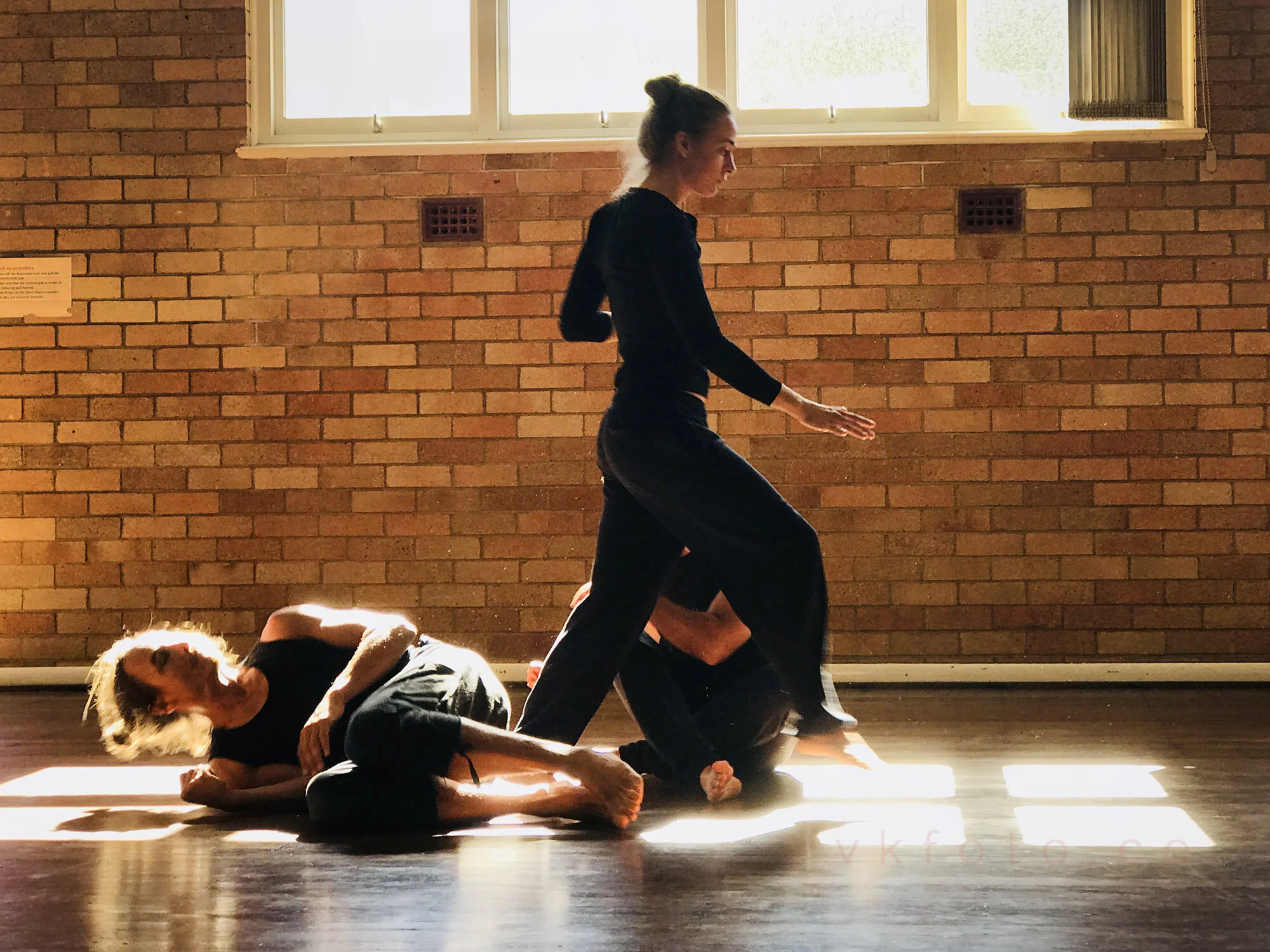 dance10.jpg