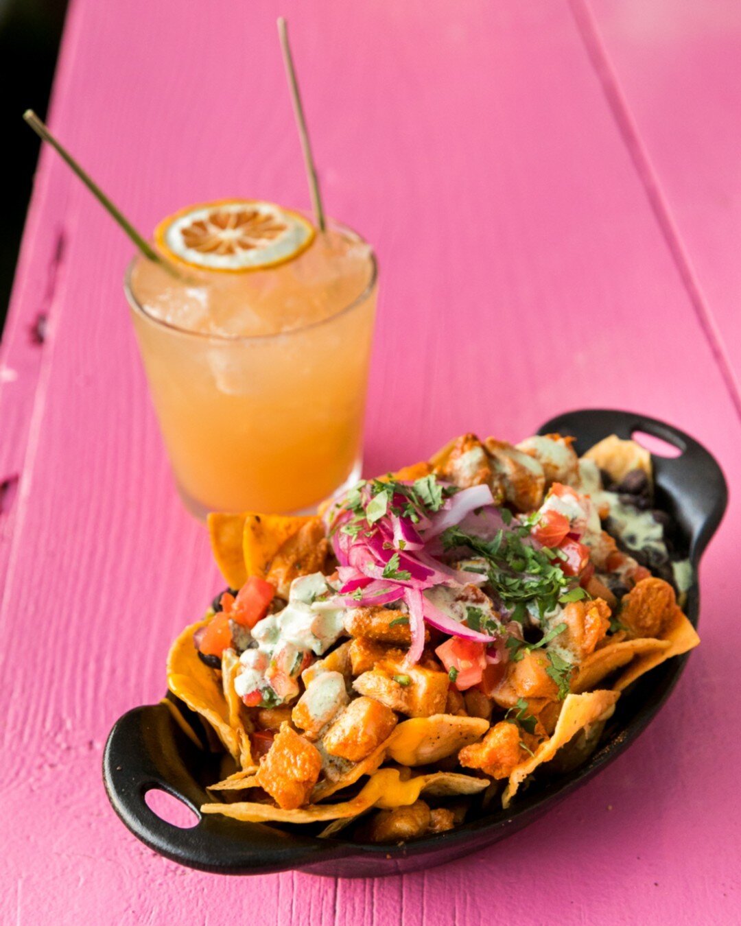 Happy Hour is 4pm to 7pm tonight! Stop in for deals like $5 beer, $10 margaritas, $12 cocktails! 💥 PLUS deals on appetizers like $3 chips &amp; salsa and $7 nachos! 

_____
#longbeachhappyhour #downtownlongbeach #dtlb #lbc #thelbc #padrelbc #longbea