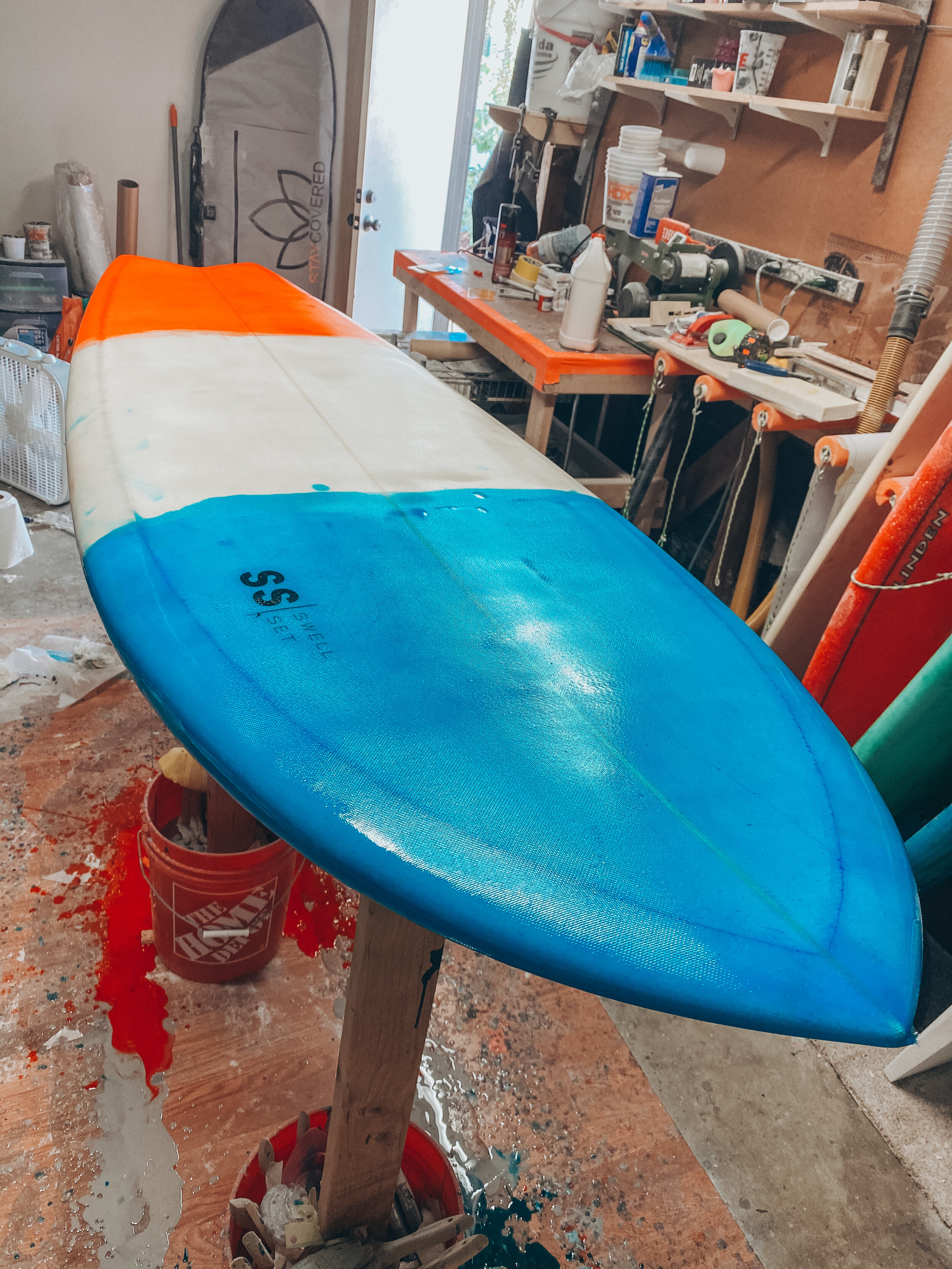 Shaping an EPS Surfboard