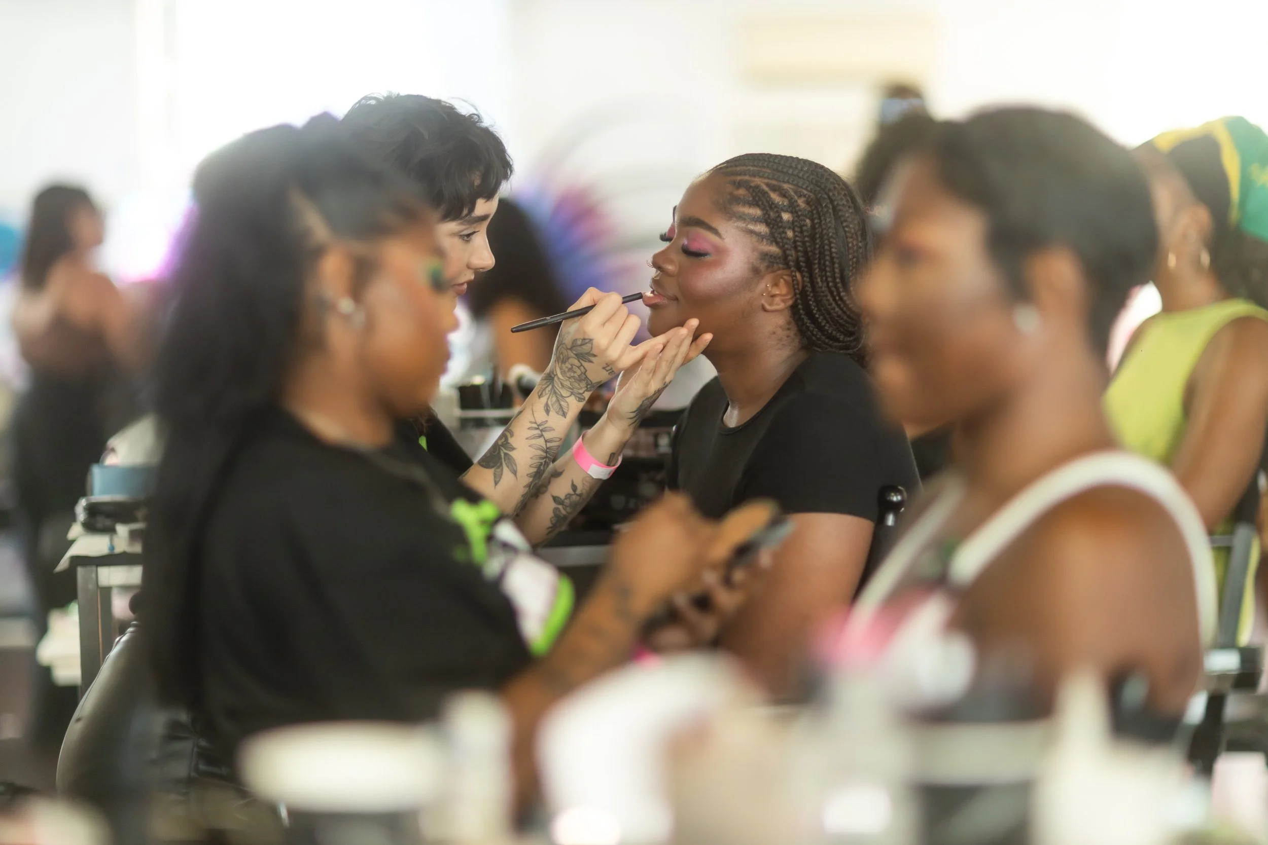 2025-08-25 Glow Up Bar-38.jpg